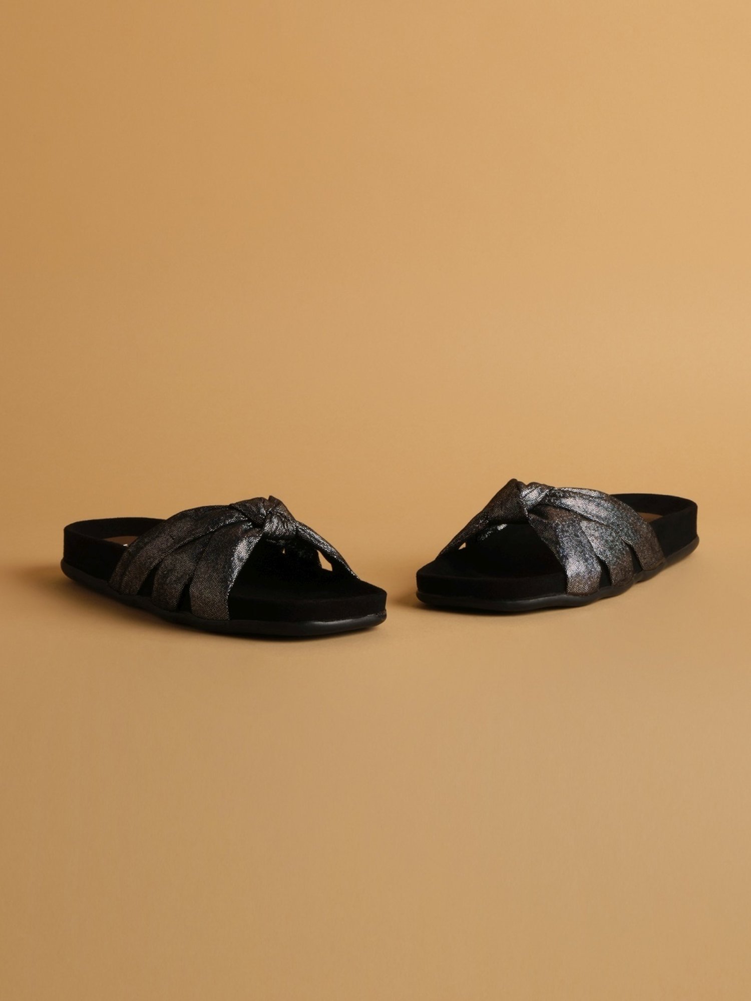 Eridani Women's Ceraa Black Casual Sandals