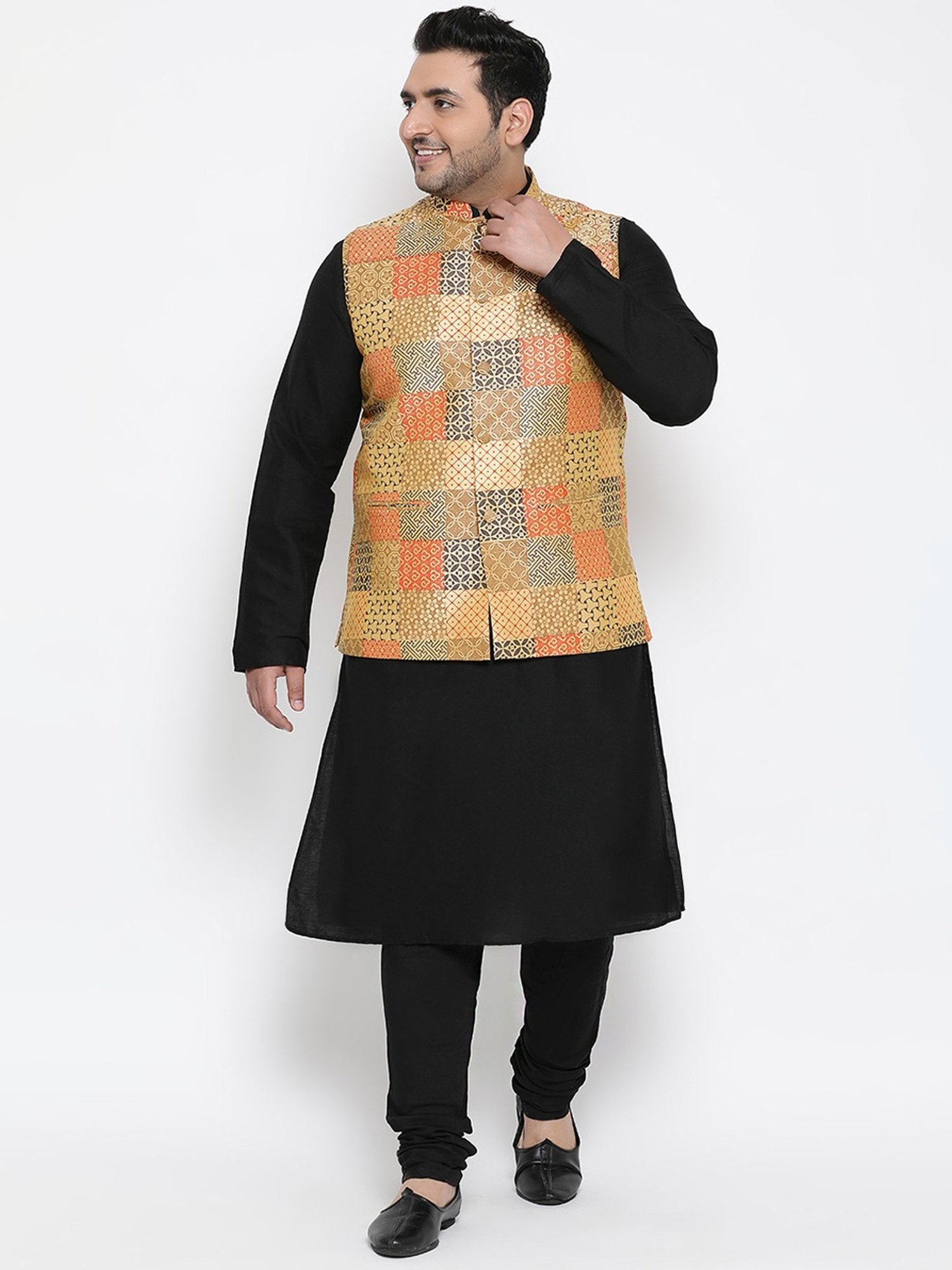 KISAH PLUS Multicolored Regular Fit Printed Kurta Set With Jacket