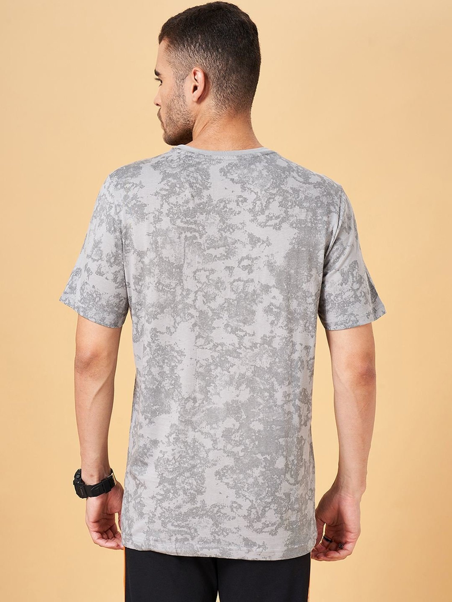 Street 808 by Pantaloons Grey Regular Fit Printed T-Shirt