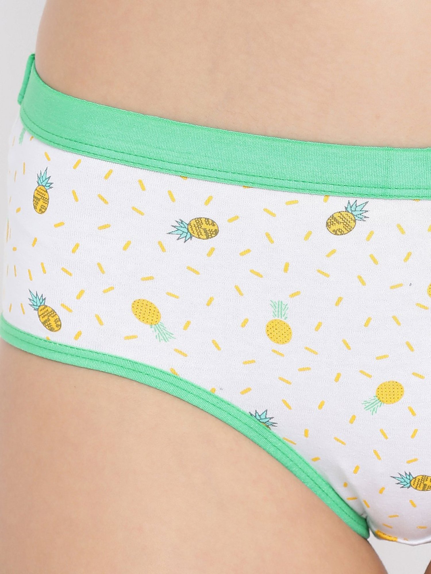 Clovia White Printed Hipster Panty