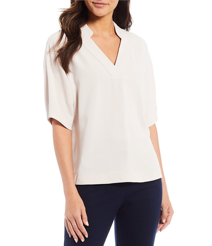 Trina Turk Stand Collar Split V-Neck Short Sleeve Opaque Top