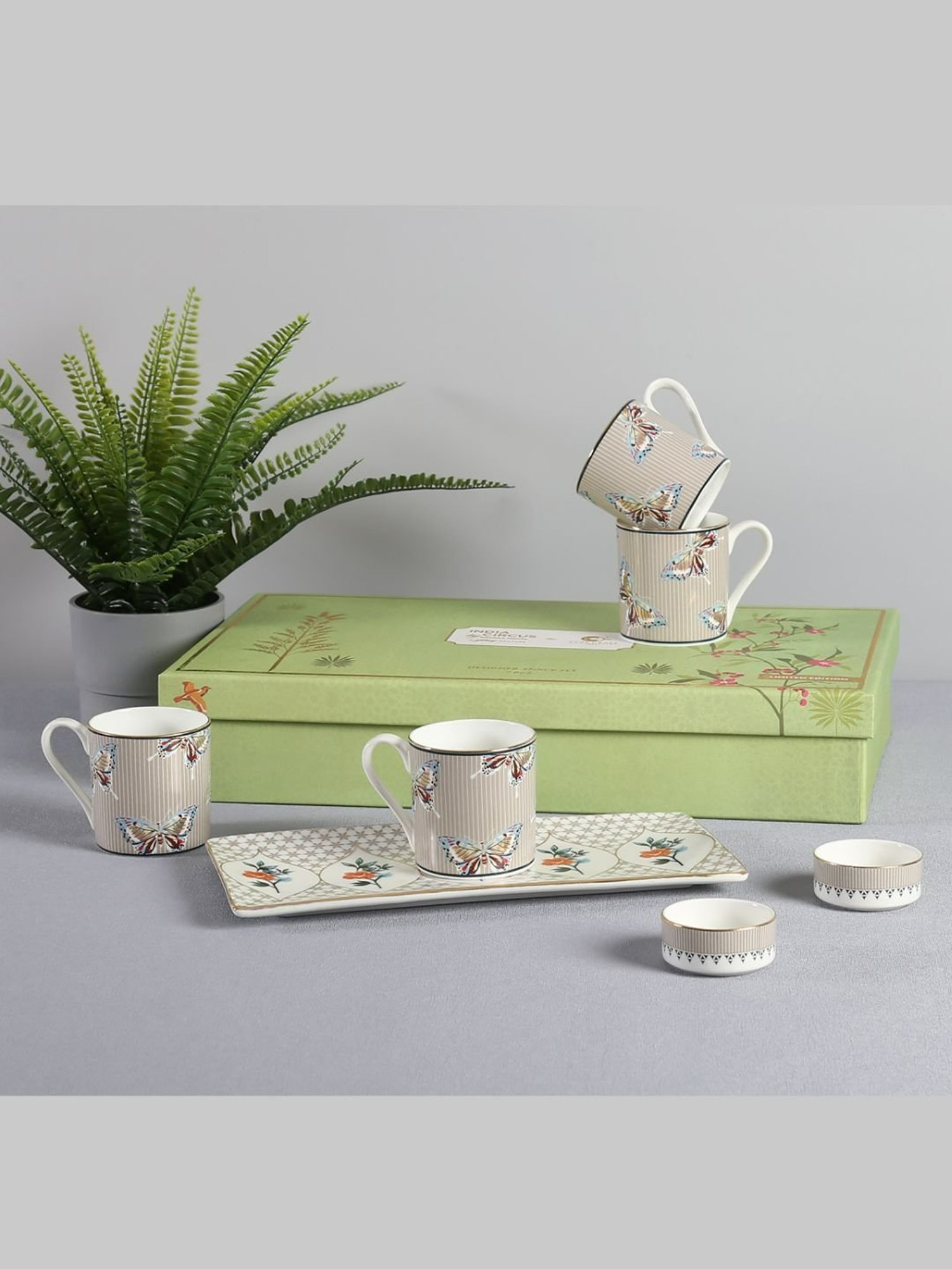 India Circus Abstract White Bone China Snack Set (Set of 7) Accented With 22 Carat Gold