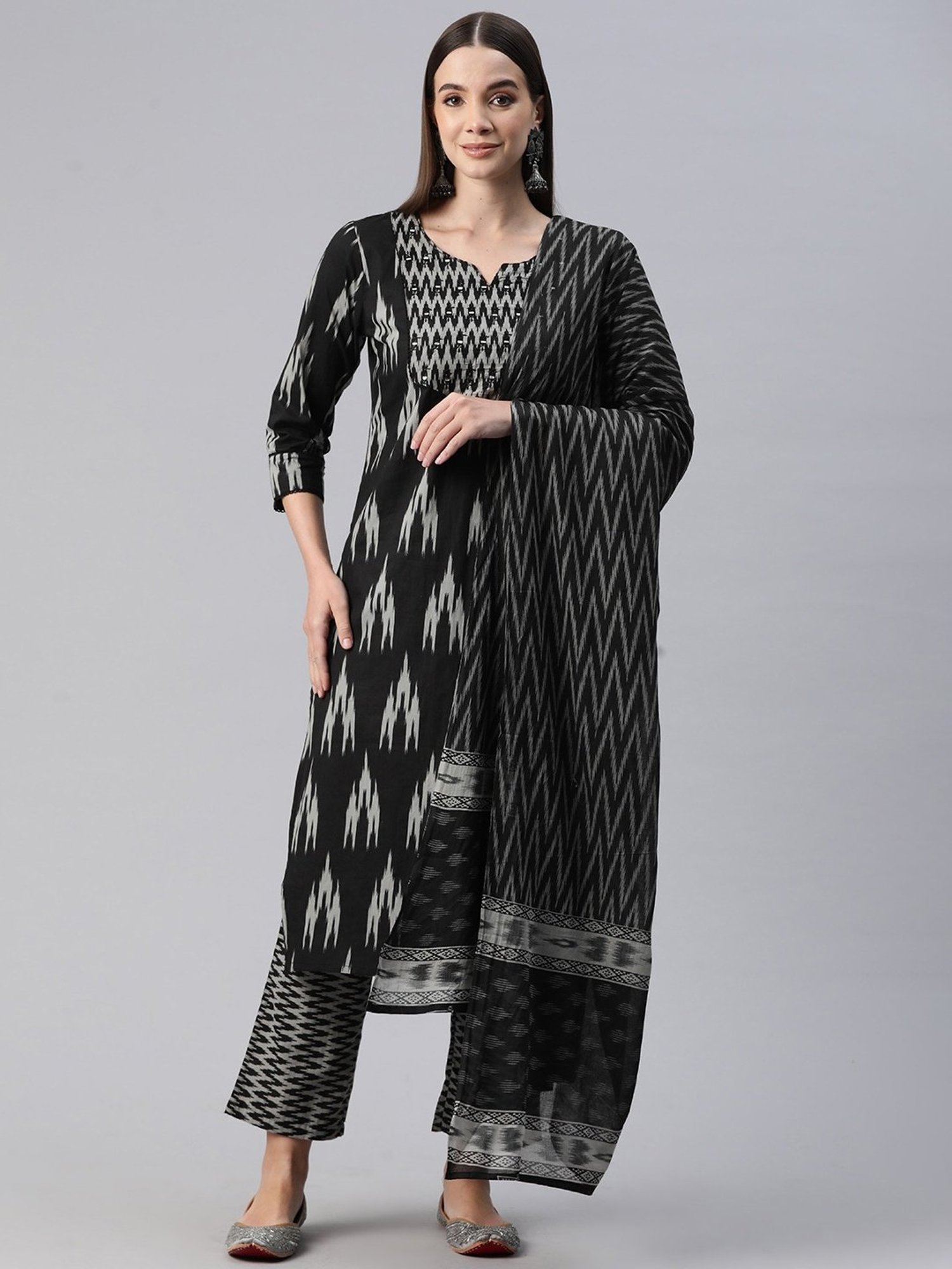 READIPRINT FASHIONS Black Cotton Printed Kurta Pant Set With Dupatta