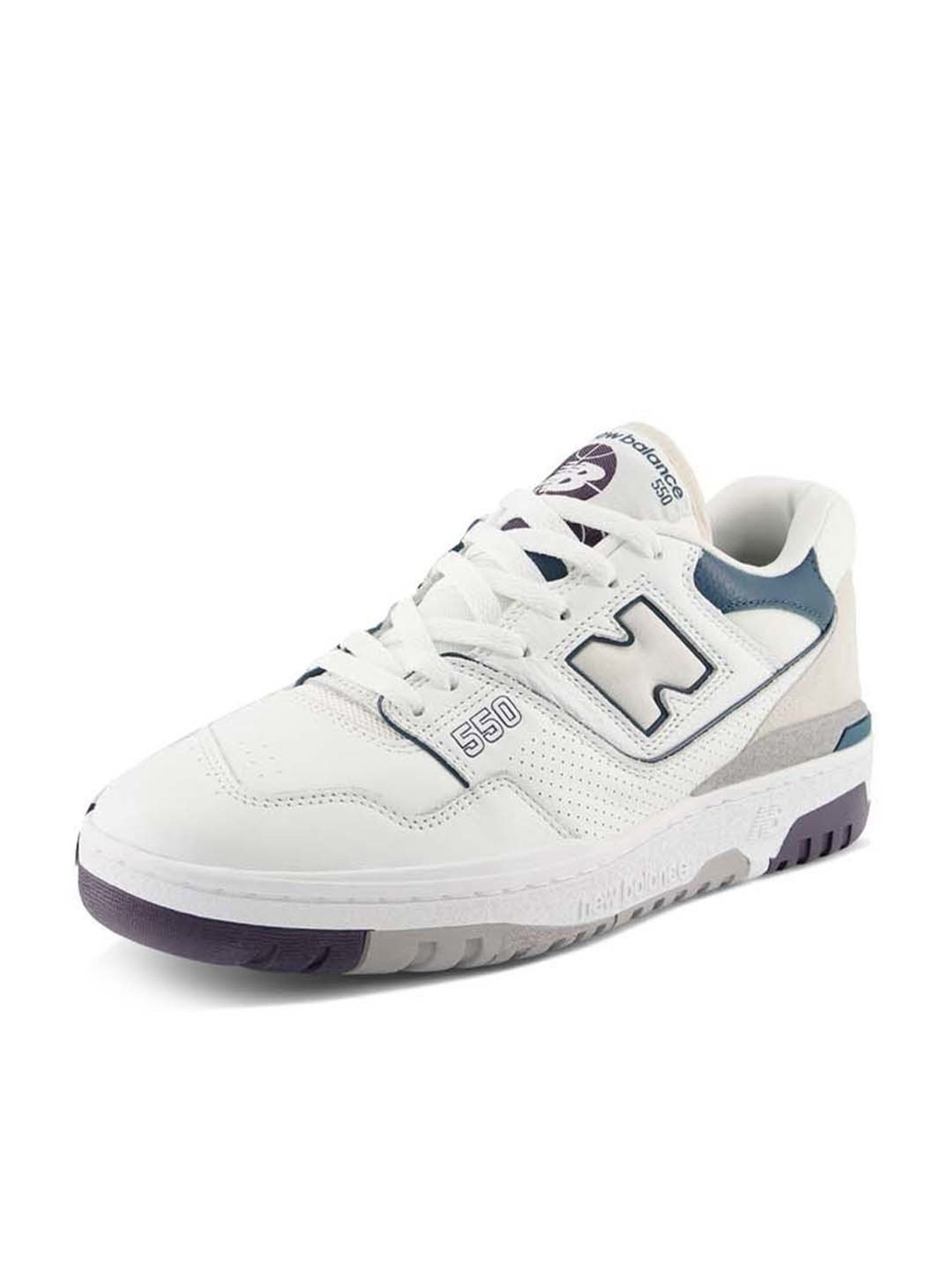 New Balance Men's White Casual Sneakers