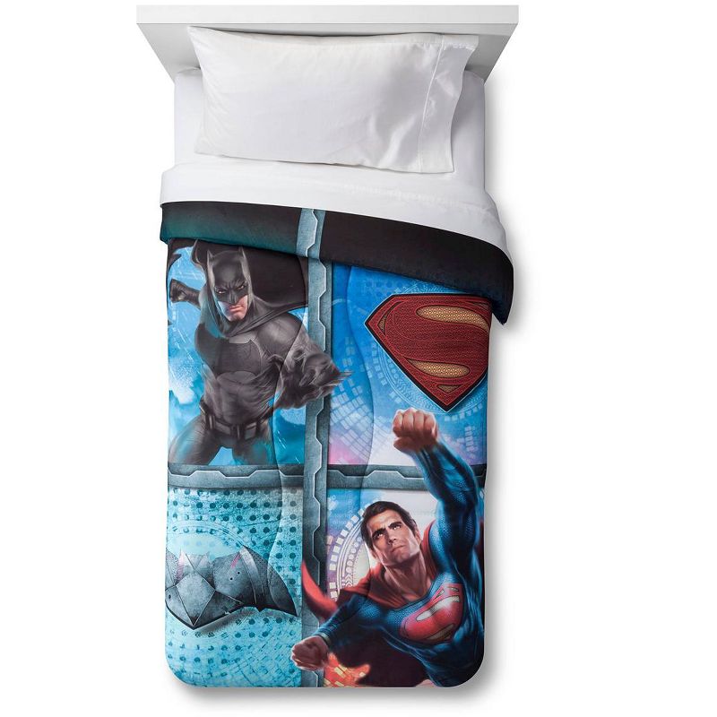 Batman vs Superman Twin Comforter Crime and Punishment Superhero Bedding - DC Comics..