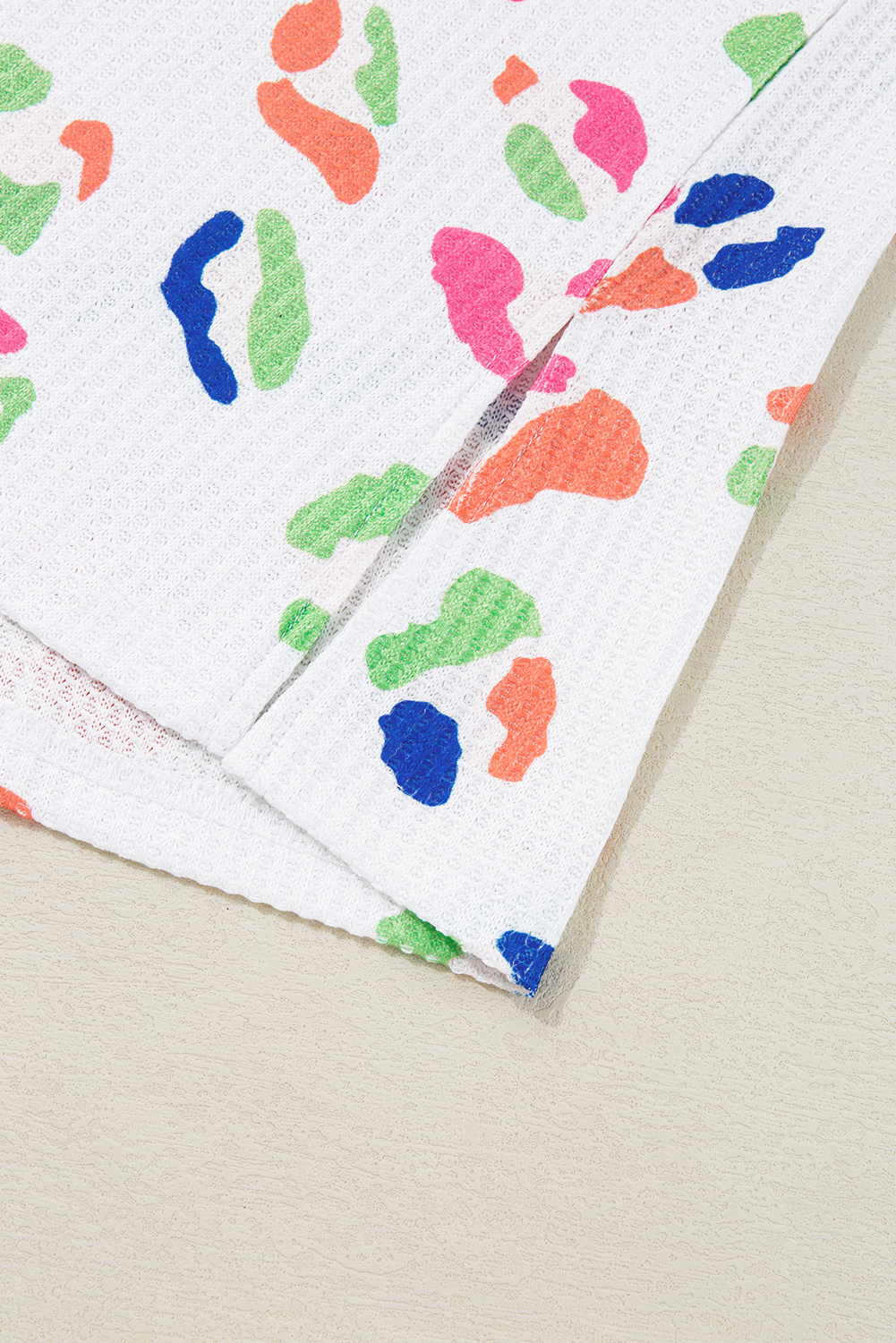 Rose Leopard Print V Neck Plus Size Tee