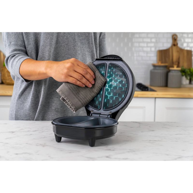 Oster DiamondForce Omelet Maker