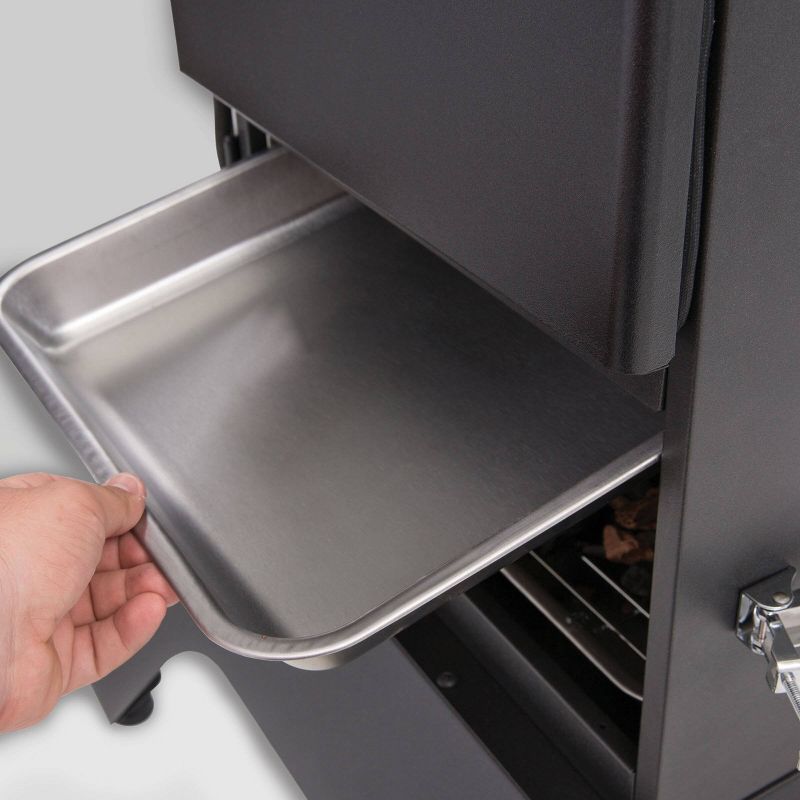 Broil King Smoke Vertical Liquid Propane Cabinet Smoker 923614