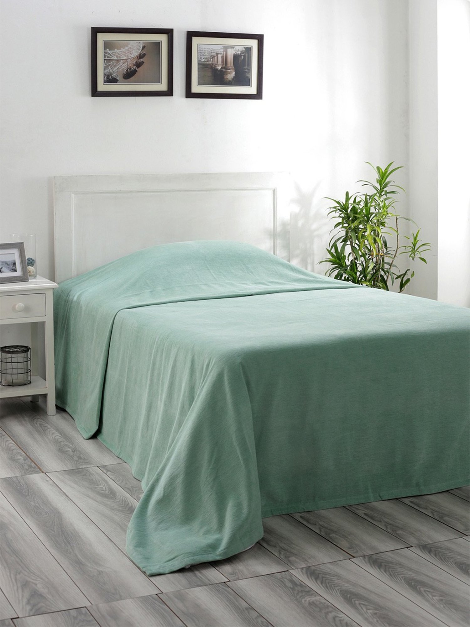 Maspar Colorart Jessica Solid Green 110 TC Cotton Single Bed Cover