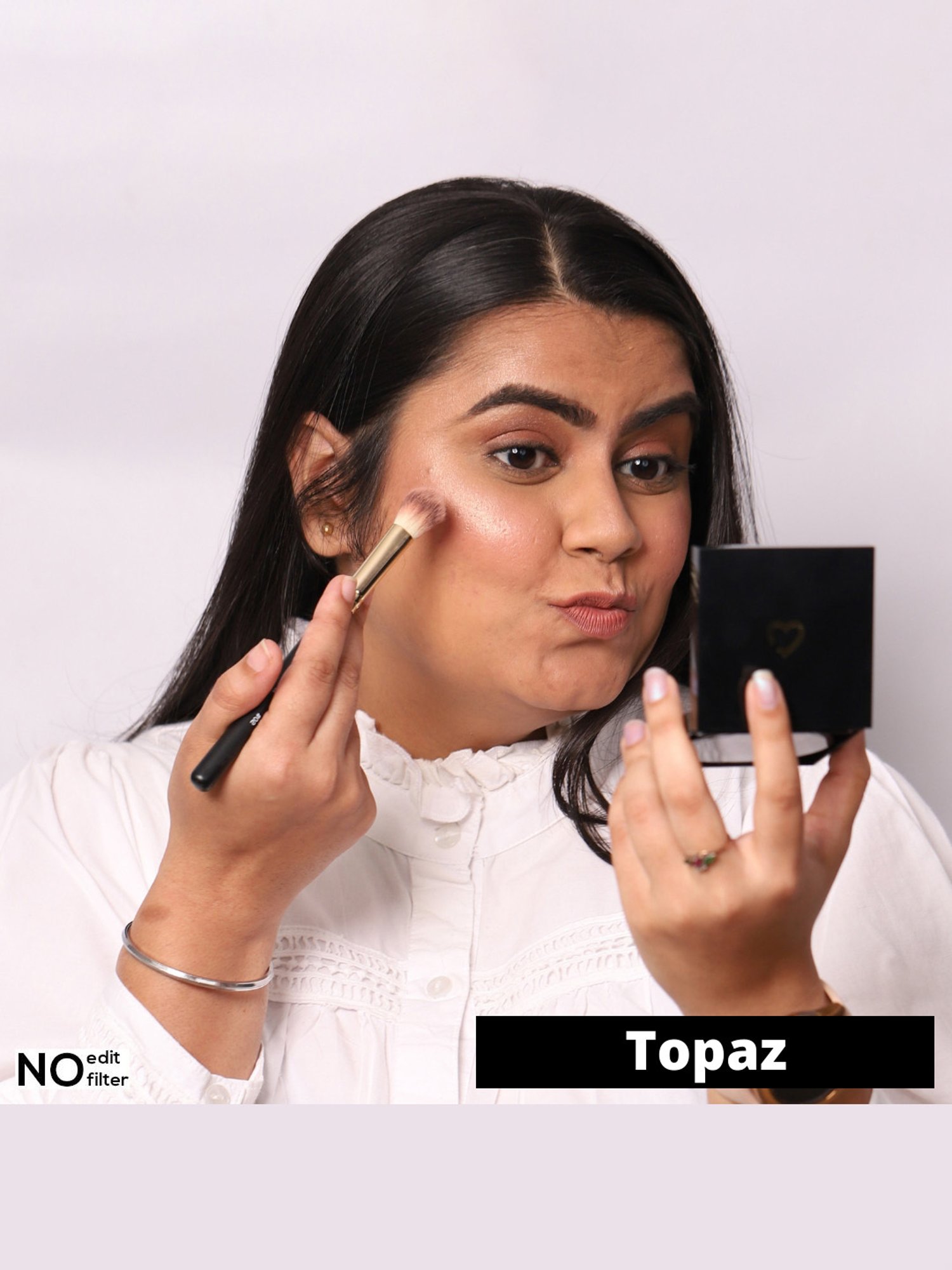 Wearified Golden Hour Glow Highlighter Topaz - 9 gm