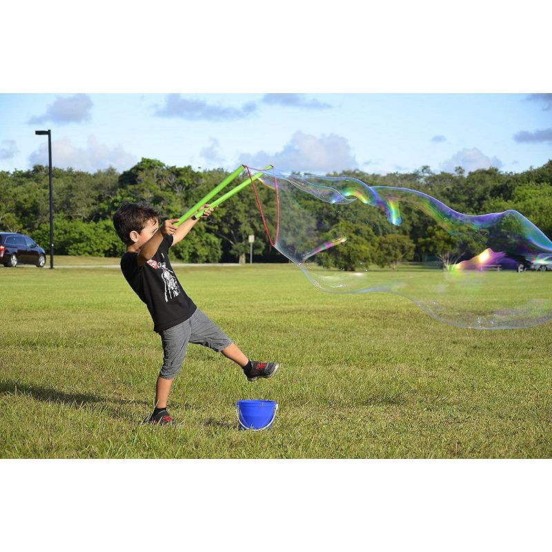 South Beach Bubbles WOWmazing Giant Bubbles Kit Plus | Wand + 5 Packets Bubble Concentrate + Booklet