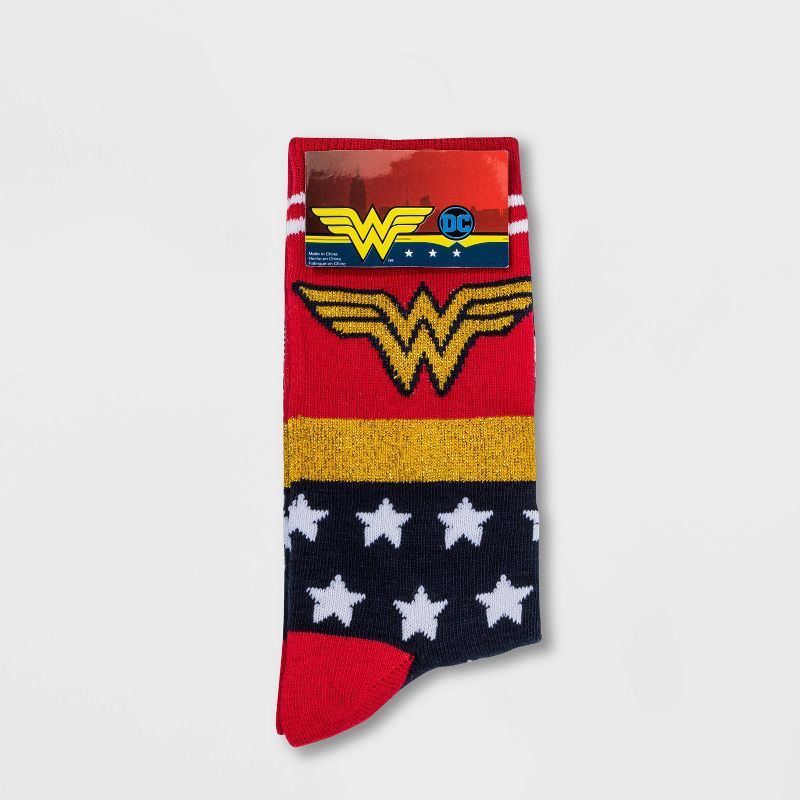 Women's Sparkly Wonder Woman Crew Socks - Red 4-10