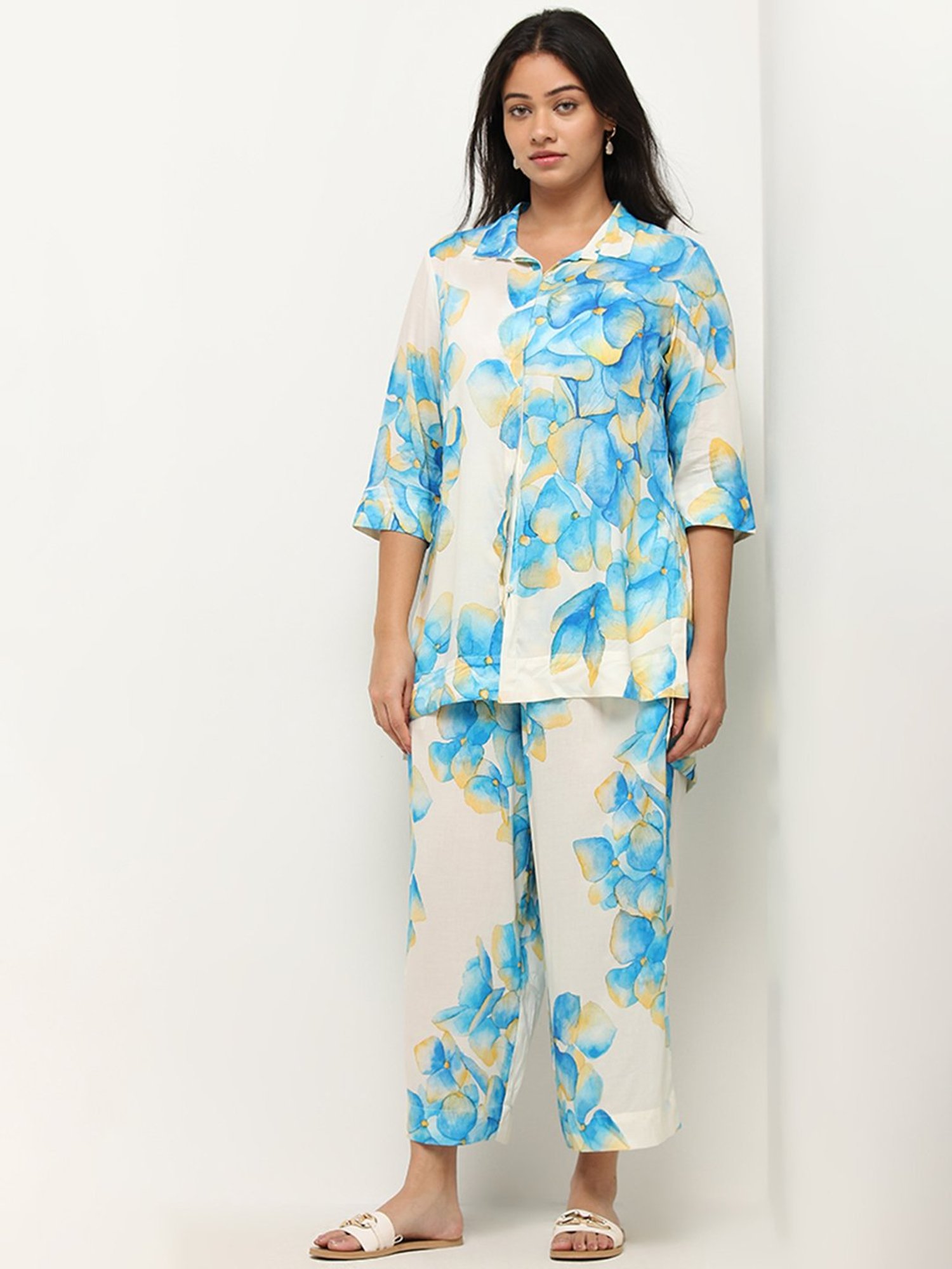 Diza by Westside Blue Floral Design High-Low Tunic