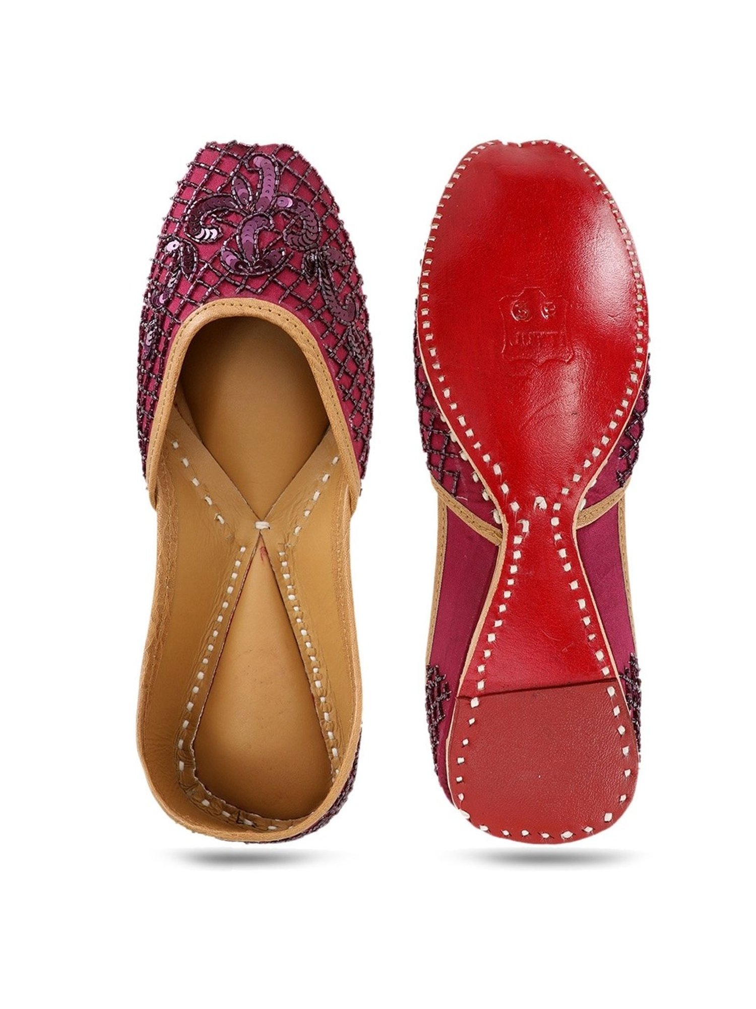 NR by Nidhi Rathi Women's Burgundy Ethnic Juttis