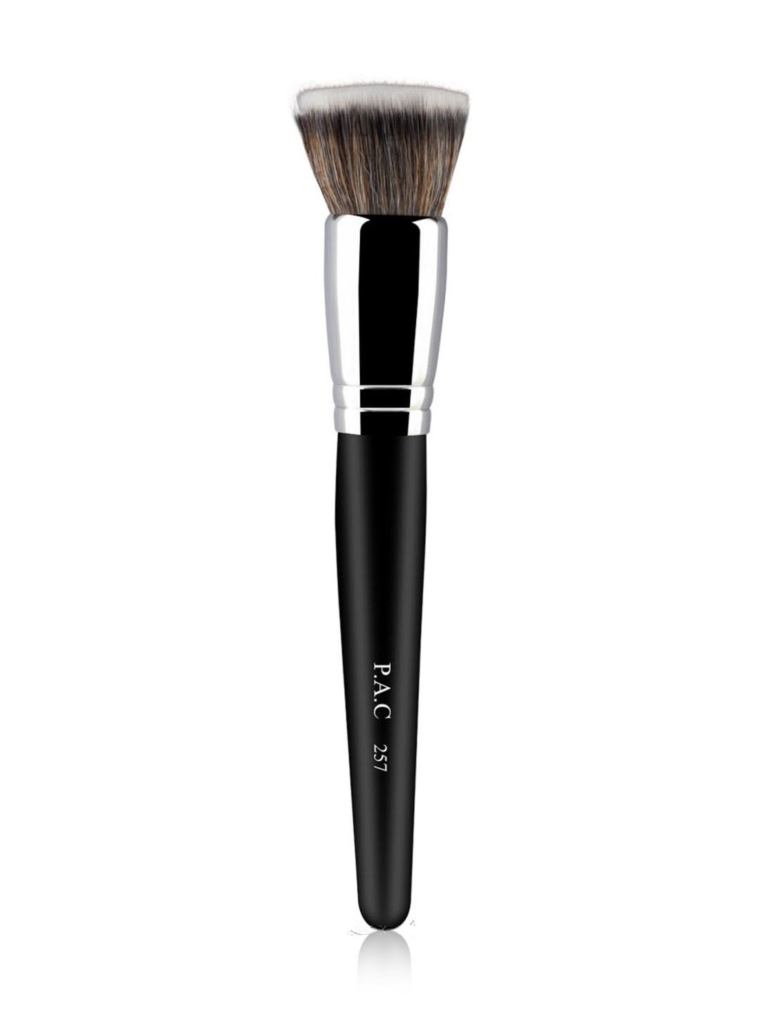 PAC Foundation Blending Brush 257