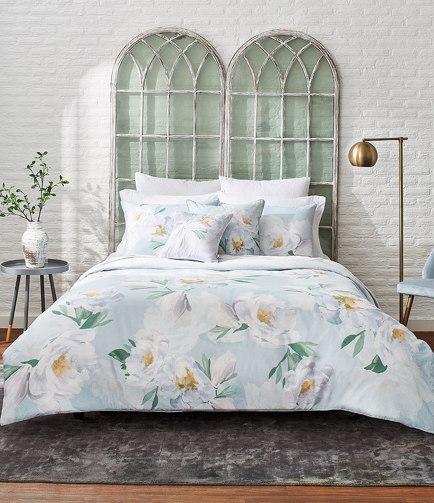 Ted Baker London Wilderness Watercolor Floral Comforter Mini Set