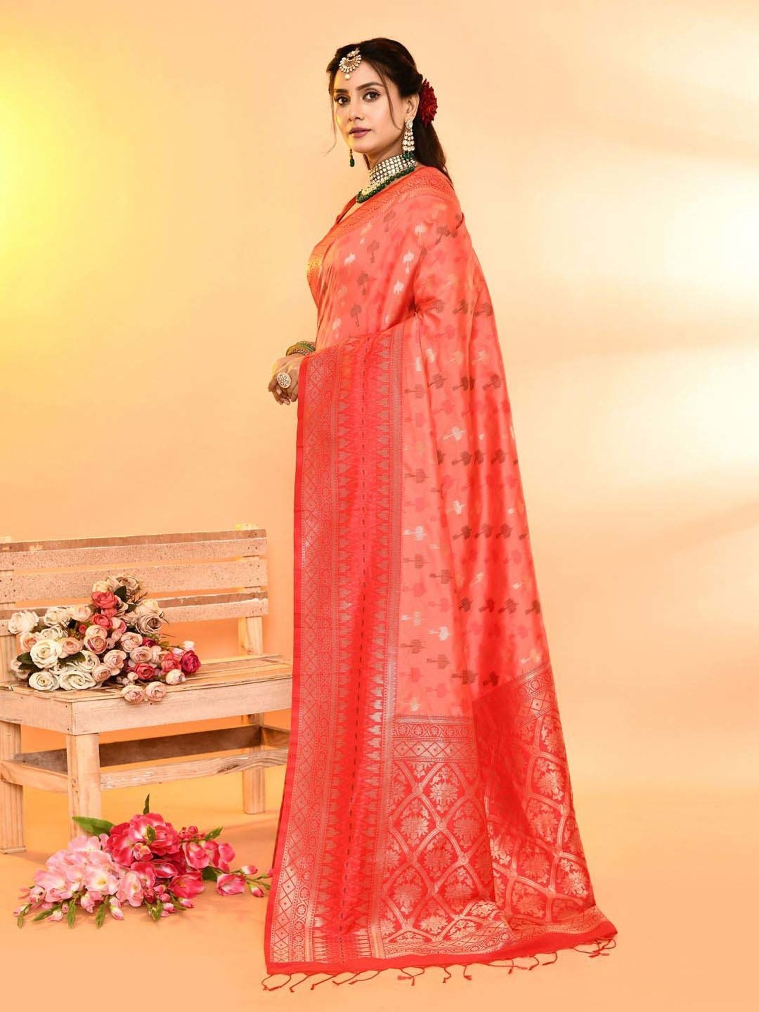 Elora Peach Silk Woven Saree With Unstitched Blouse