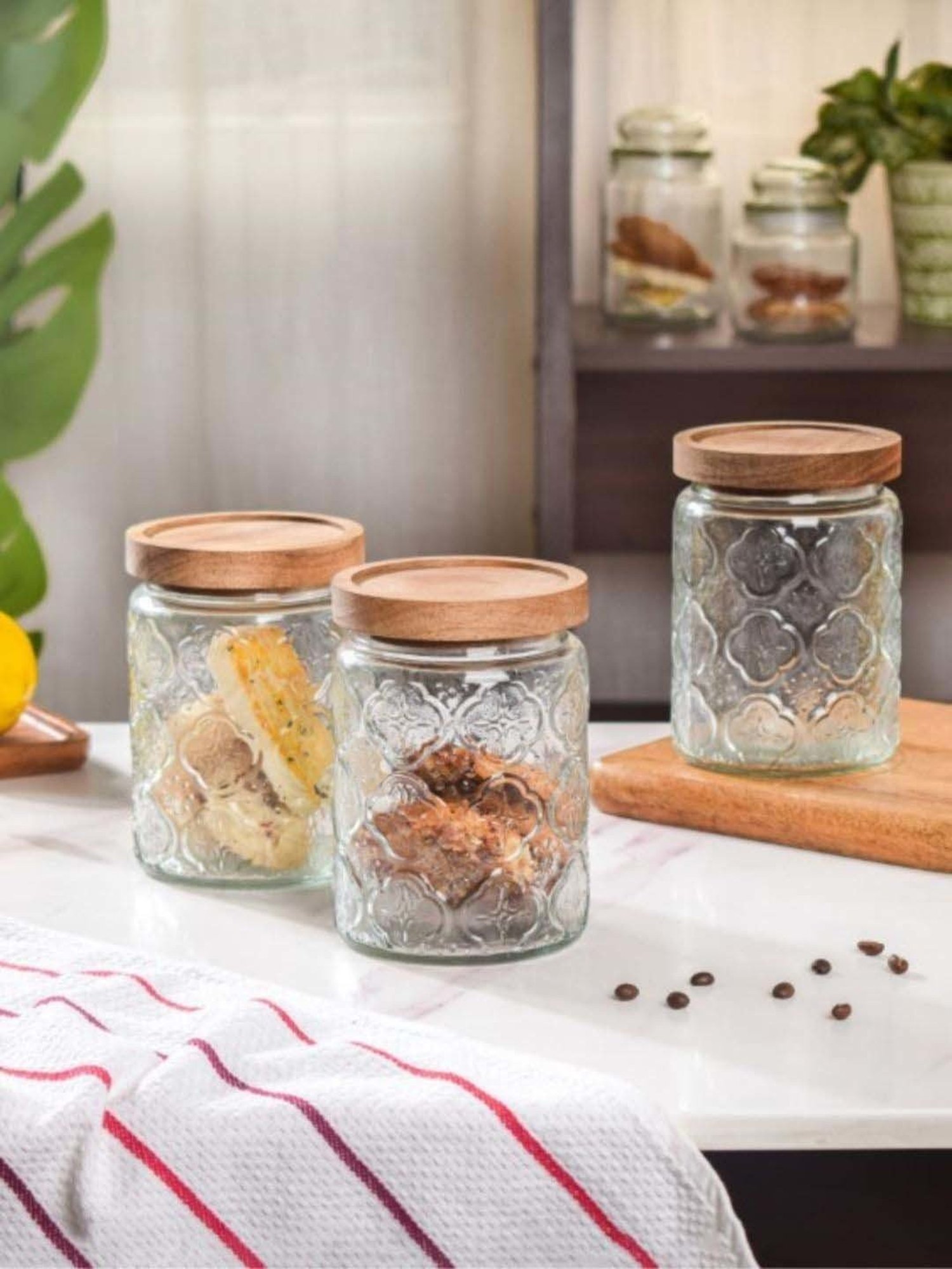 Nestasia Premium Quality Vintage Patterned Transparent Glass Jar With Wooden Airtight Lid(Set Of 3)