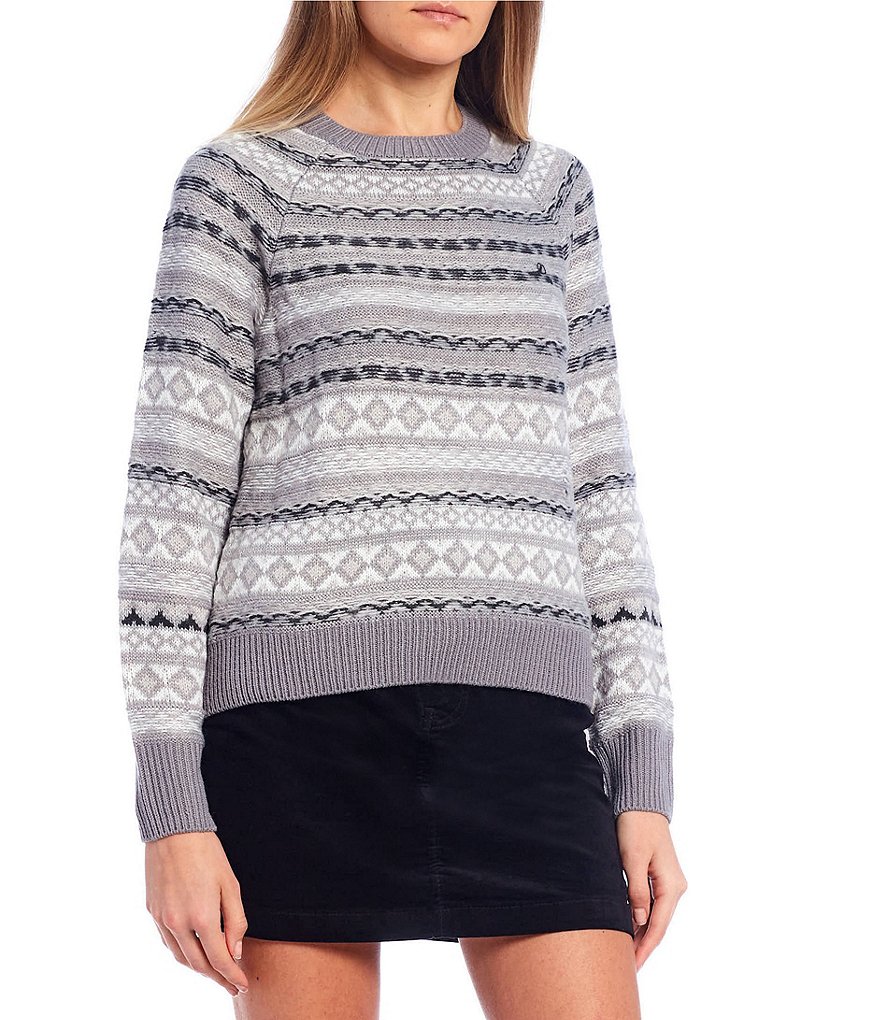 GB Round Neck Fuzzy Eyelash Sweater