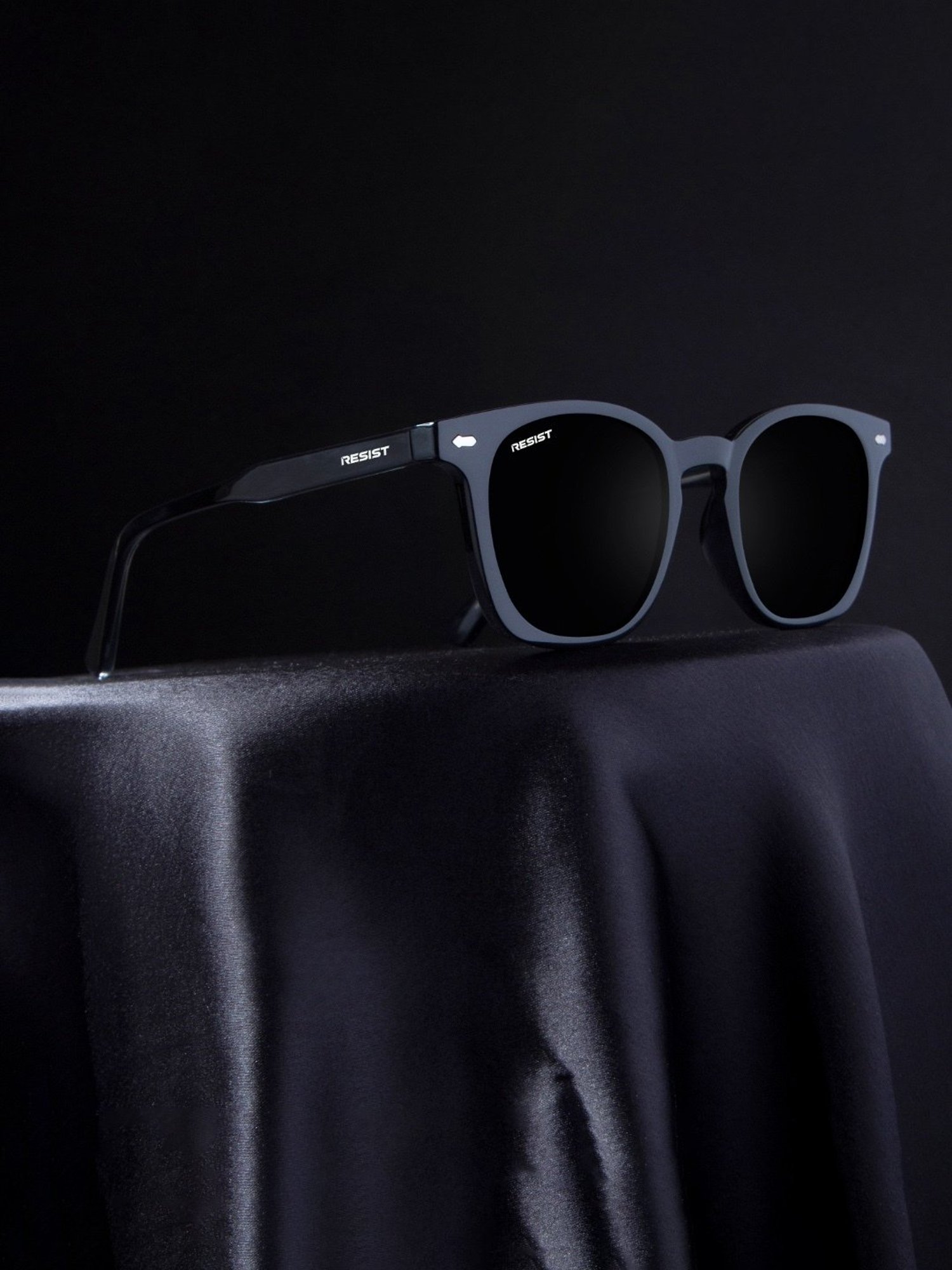 Resist Eyewear Black Wayfarer uv protected Unisex Sunglasses