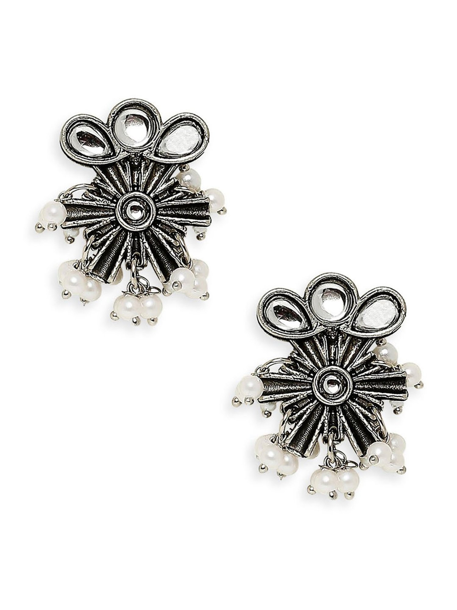 OOMPH Oxidized Silver Tone Kundan & Pearls Floral Choker Necklace Set with Drop Earrings