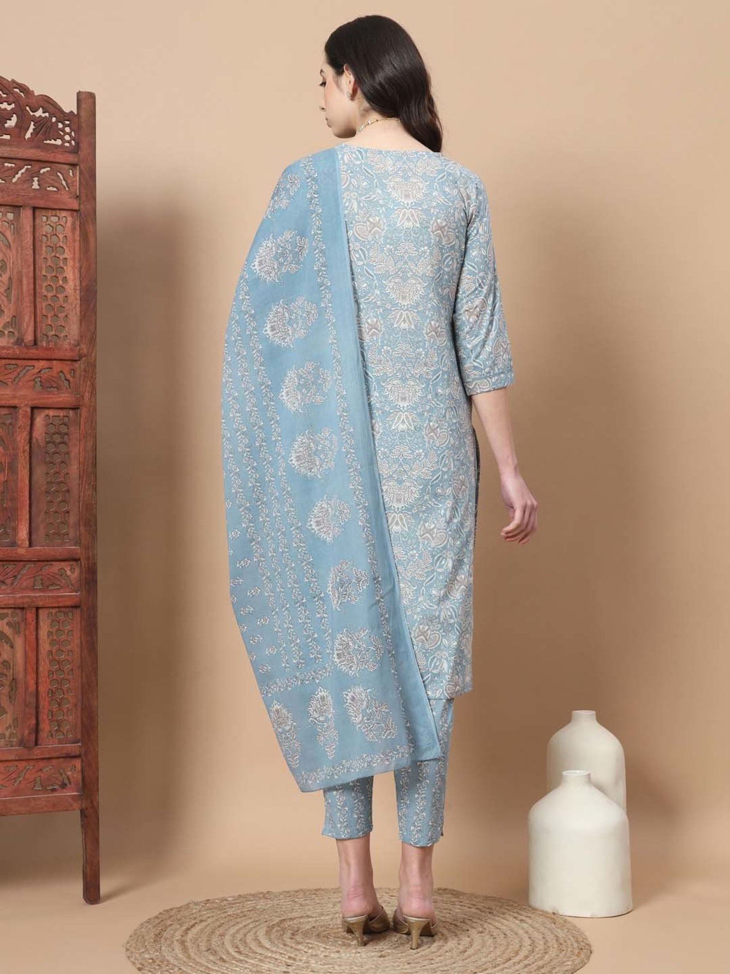 Yufta Blue Embroidered Kurta With Pant & Dupatta