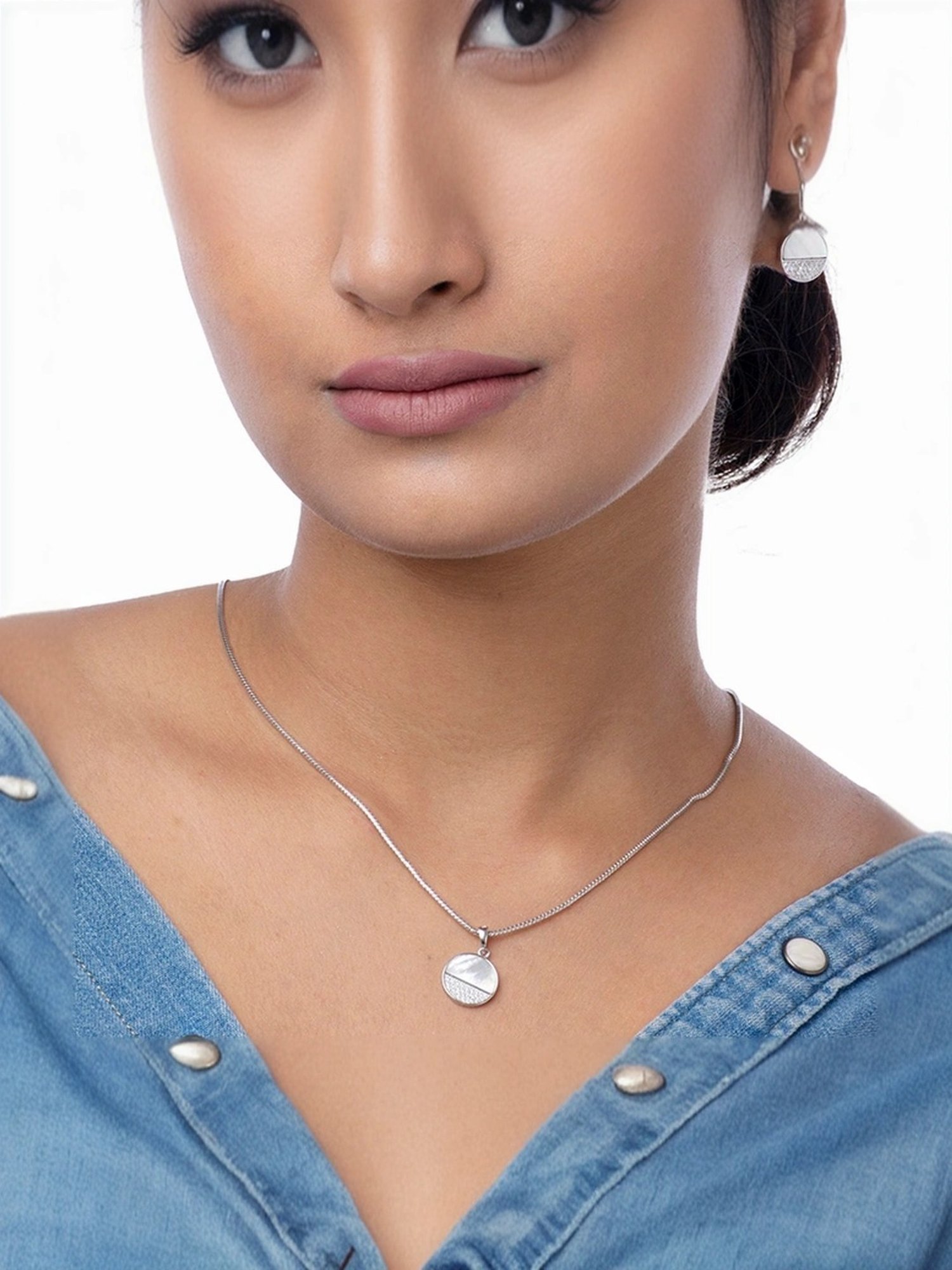 Touch925 Sterling Silver Ivory Circle Pendant Set for women