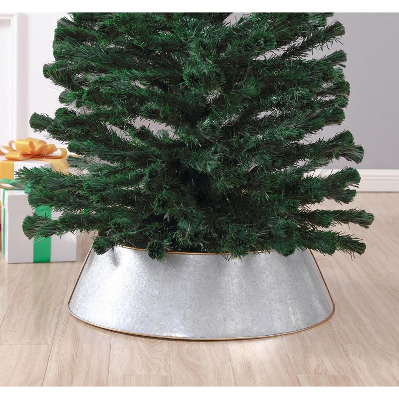 Saro Lifestyle Galvanized Christmas Tree Ring With Gold Rim