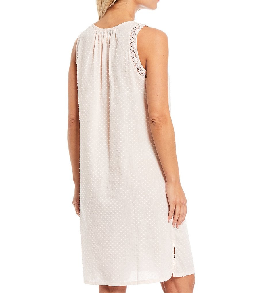 Miss Elaine Dotted Sleeveless Woven Nightgown