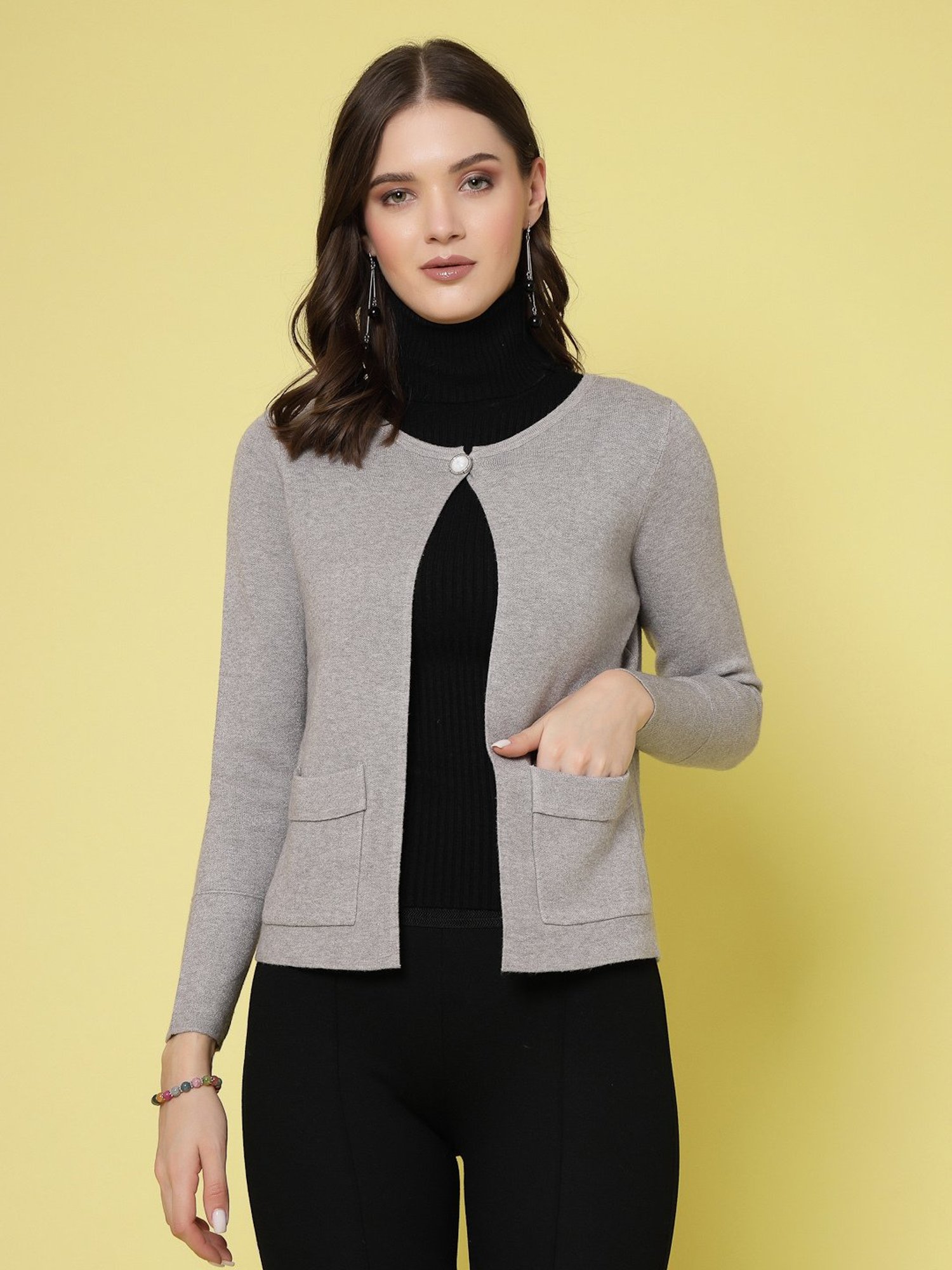 Mafadeny Grey Textured Shrug