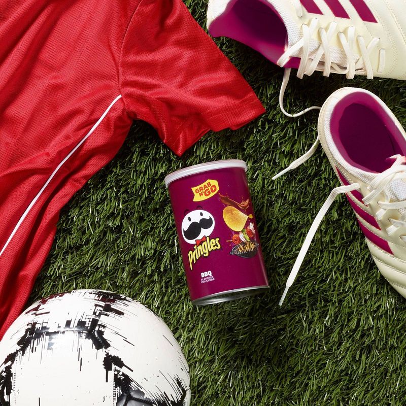 Pringles Grab & Go Large BBQ Potato Crips Chips - 2.5oz