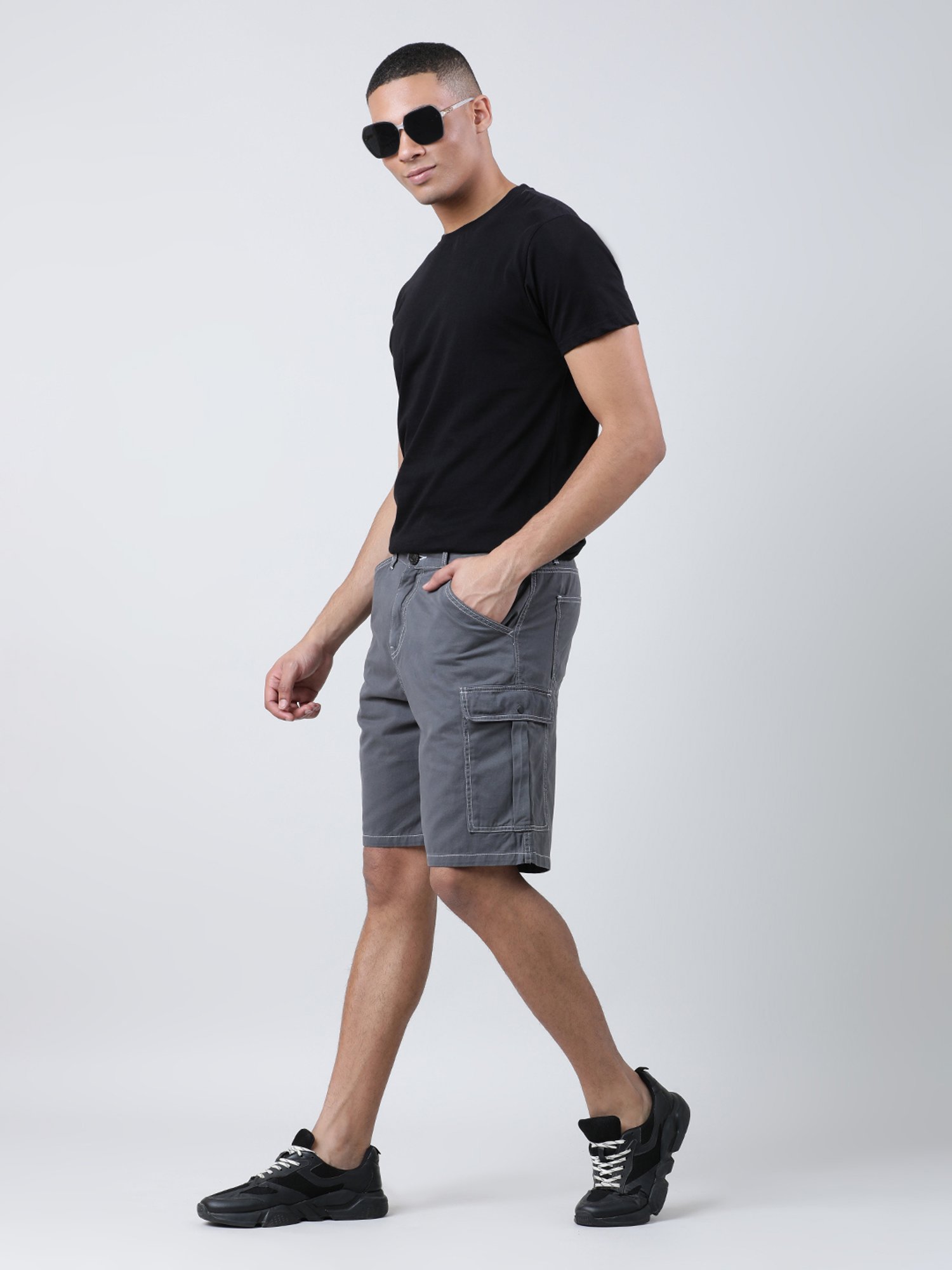 Bene Kleed Iron Grey Relaxed Fit Cotton Cargo Shorts