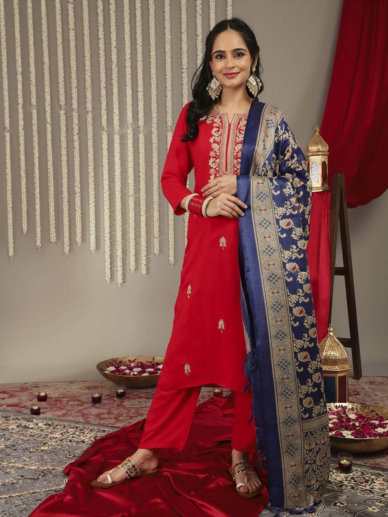 Varanga Red Embroidered Kurta Pant Set With Dupatta