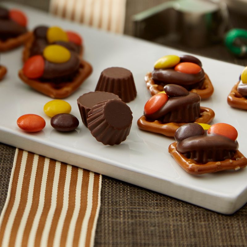 Reese's Baking Cups and Candy Pieces - 8.5oz