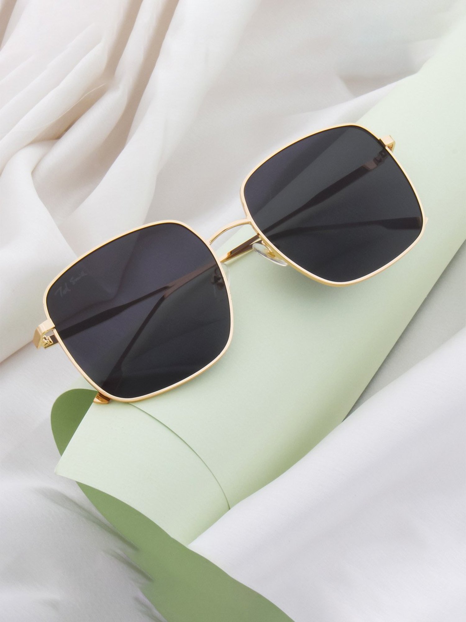 Ted Smith INFLUENCE_C1 Grey Square Sunglasses