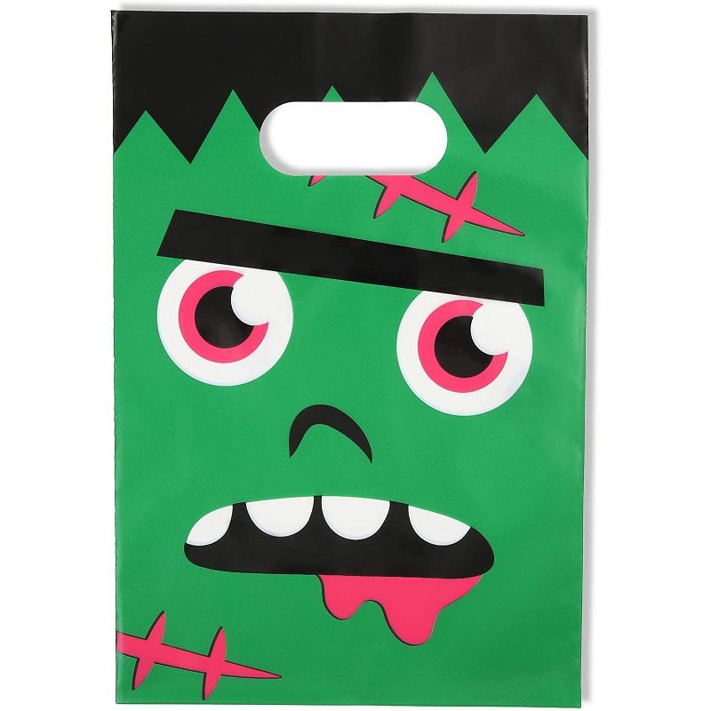 Spooky Central 120-Pack Halloween Party Favor Bags for Treats Candy, Small Gift Bags (6.5 x 9.25 in)