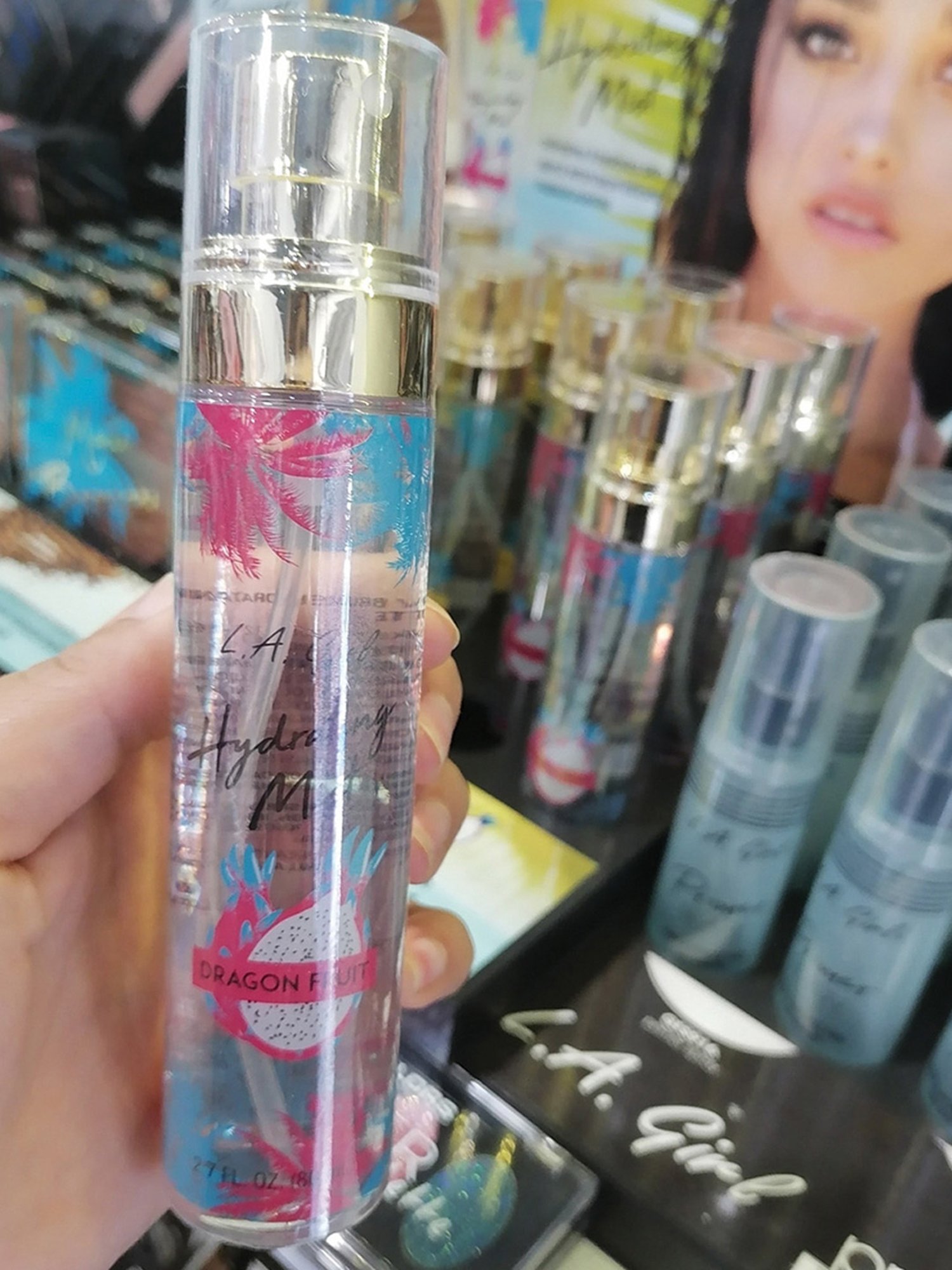 L.A. Girl Hydrating Mist Dragon Fruit - 80 ml