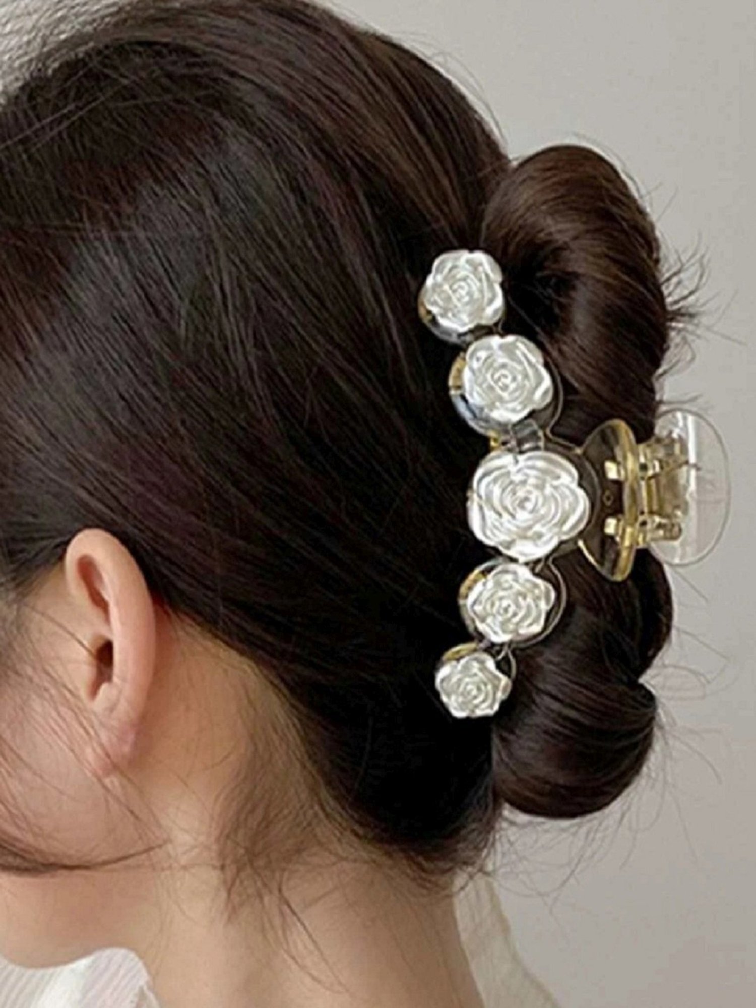 OOMPH White Shimmer Rose Floral Large Big Hair Claw Hair Clip Stylish Latest