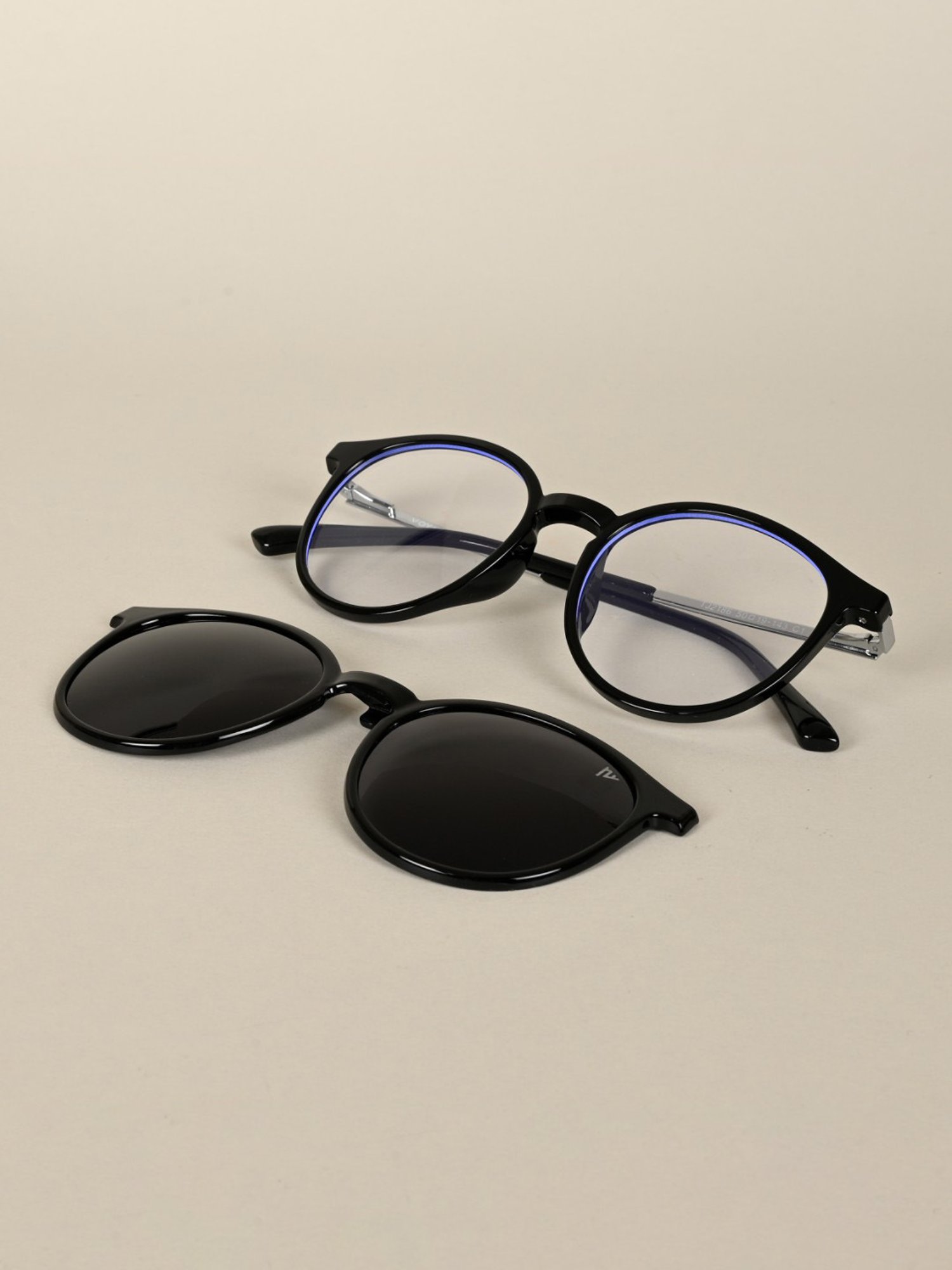 Voyage Clear Wayfarer UV Protection Unisex Sunglasses