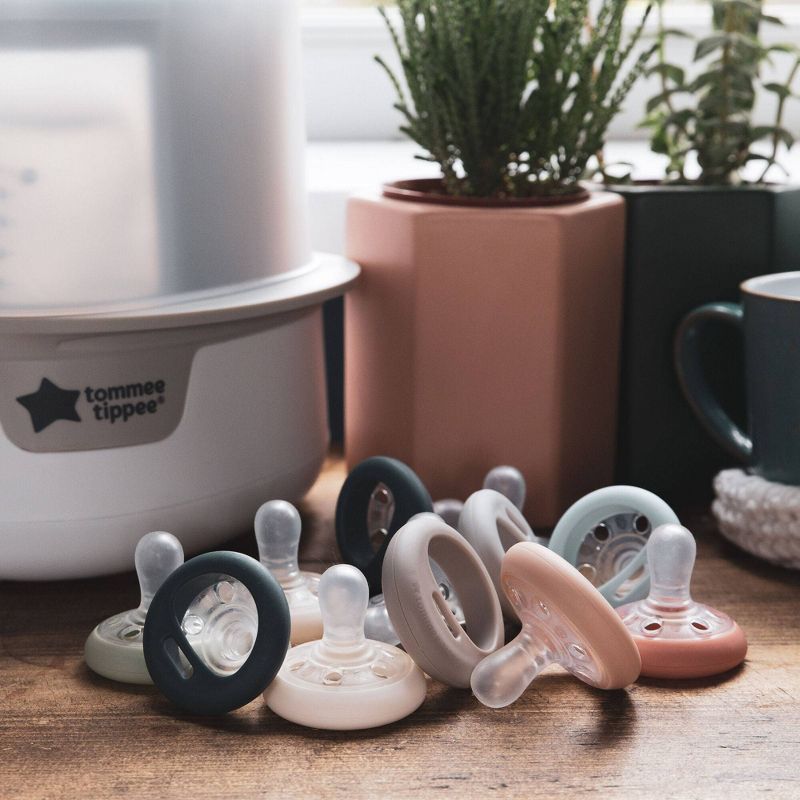 Tommee Tippee 2pk Breast Like Soother 0-6 Months - Blush/Moonbeam