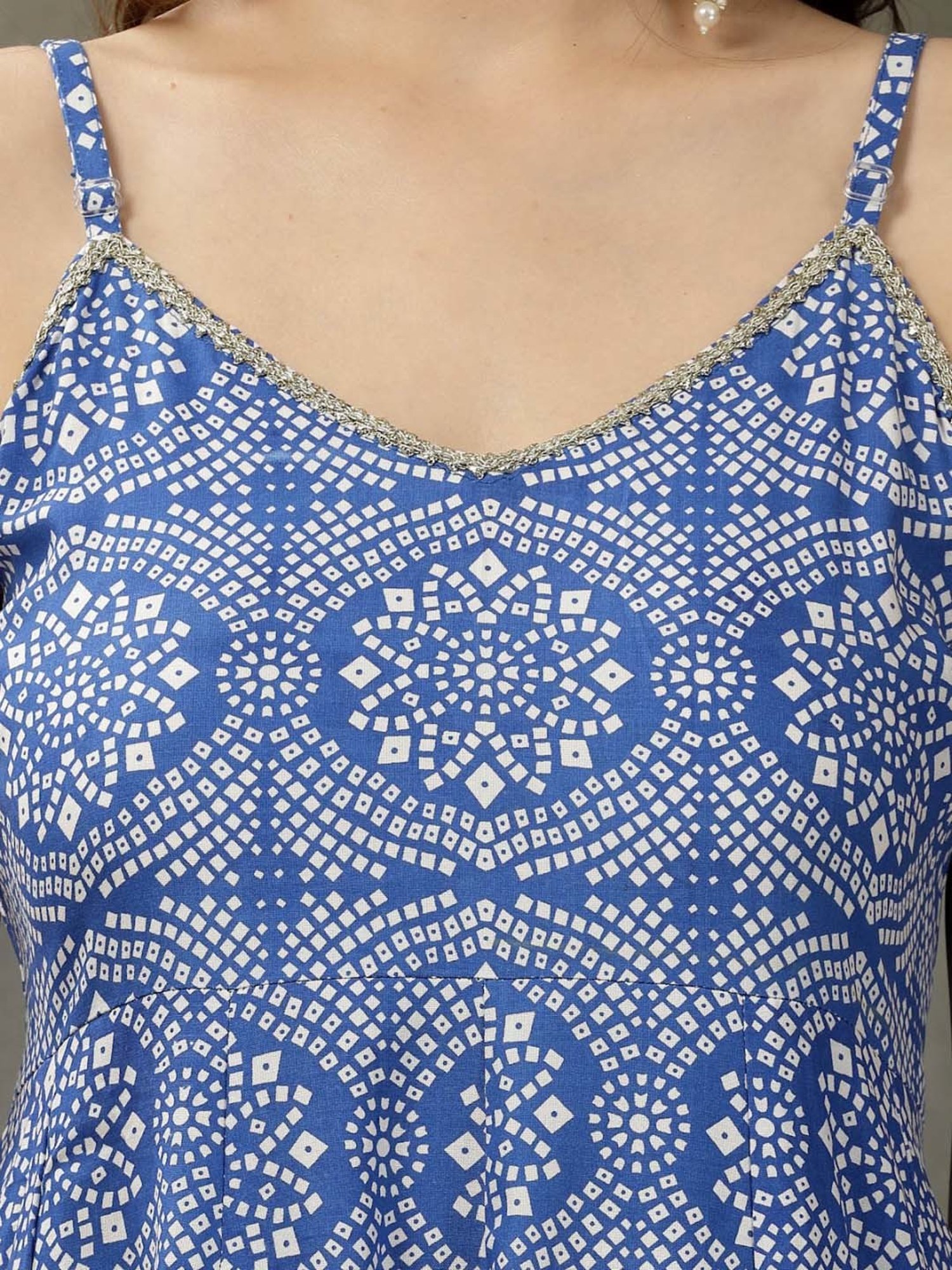 Stylum Blue & White Bandhani Print Kurta & Pant Set With Dupatta