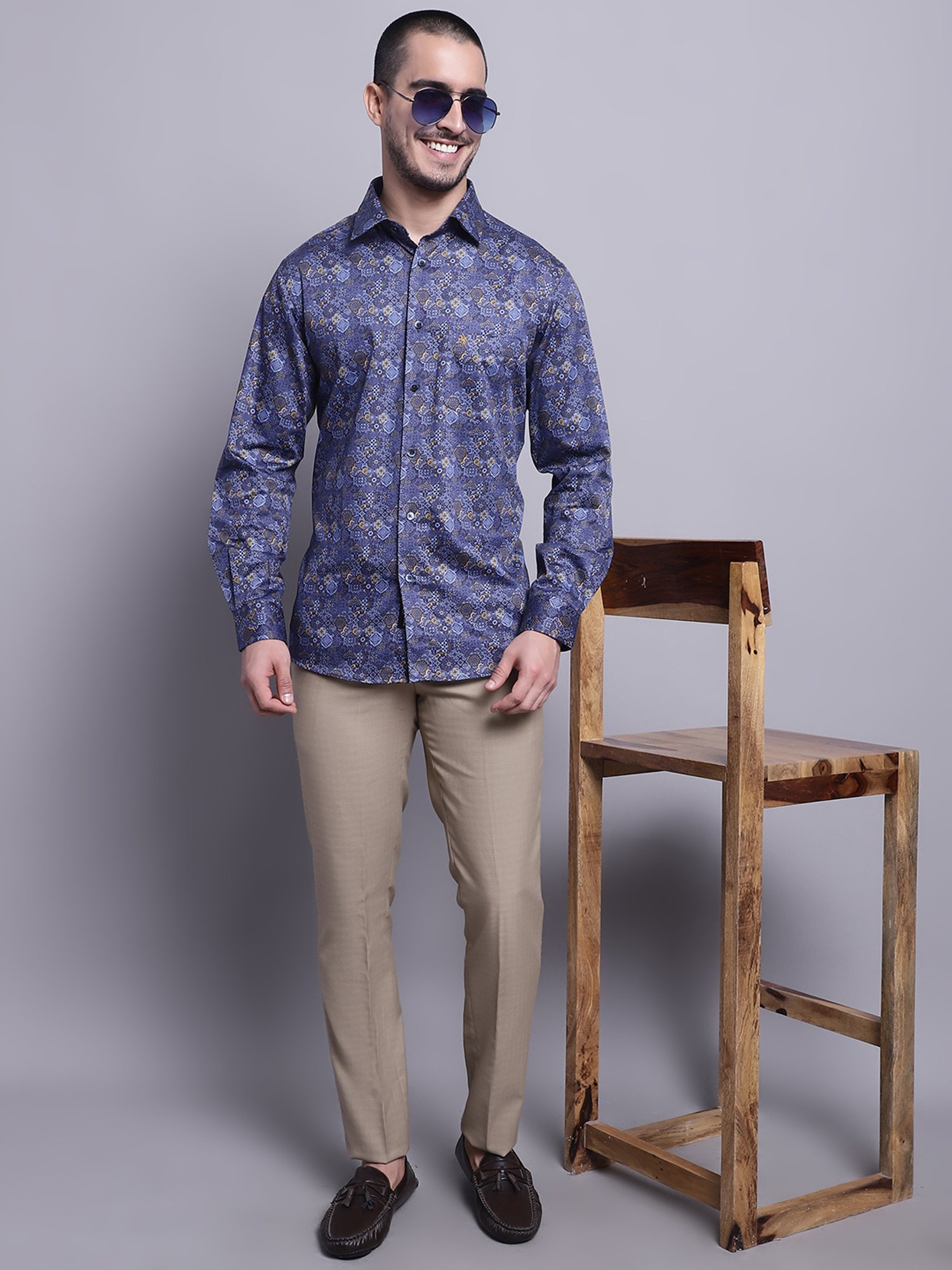 Cantabil Navy Regular Fit Printed Shirt