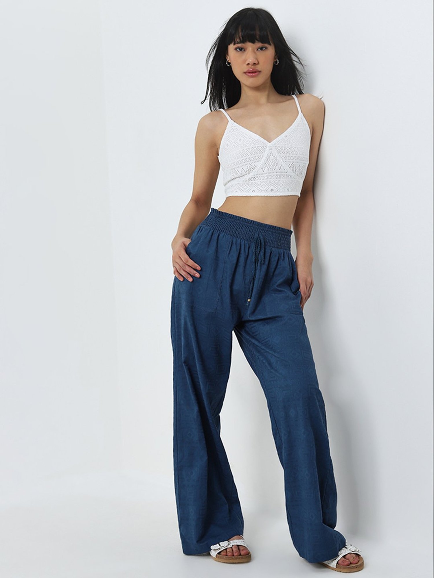 Bombay Paisley by Westside White Knit-Textured Crop Top