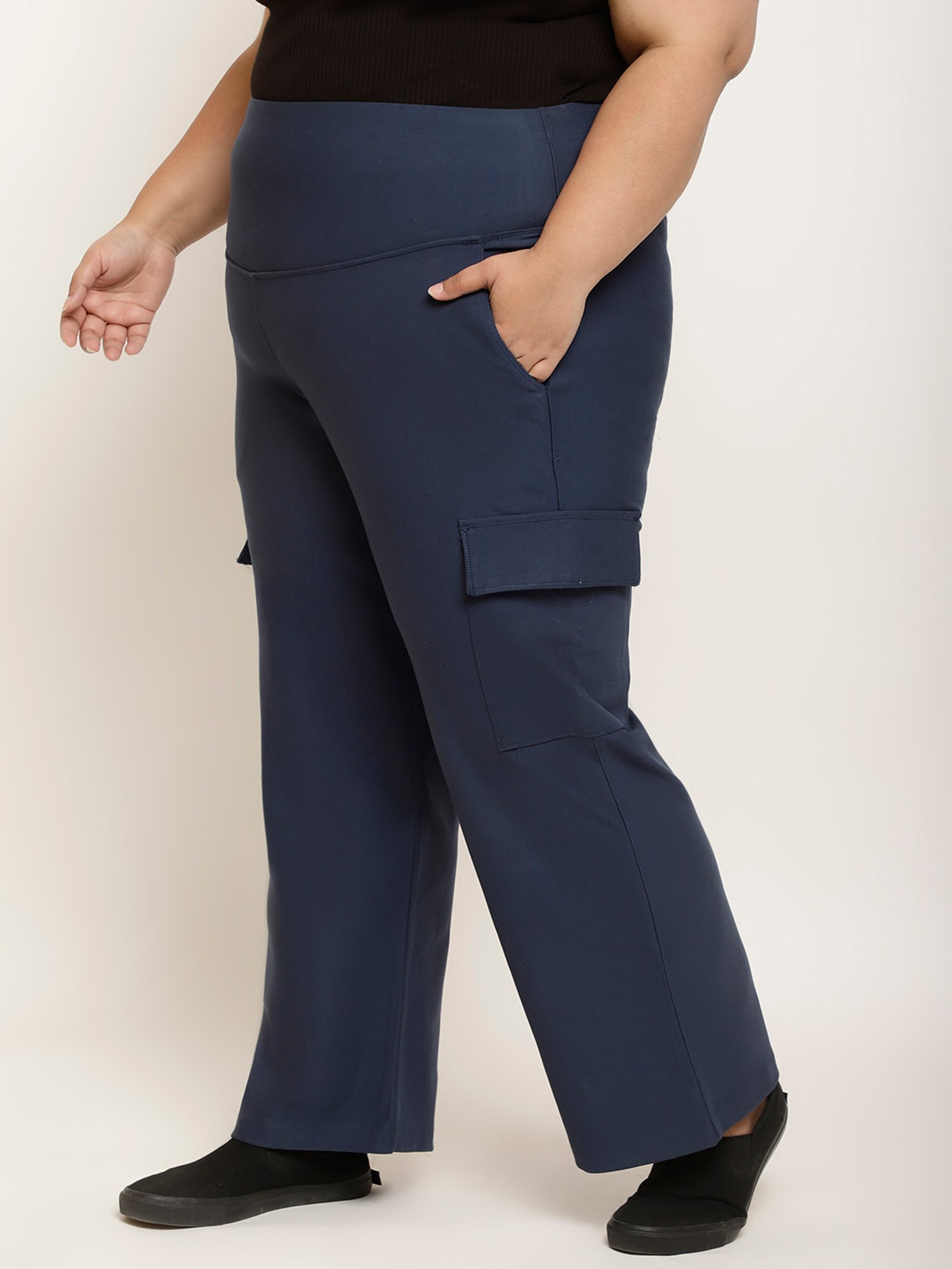 KENDALL + KYLIE Black Mid Rise Pants