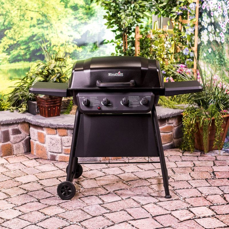 Char-Broil Classic 4-Burner 32,000 BTU Gas Grill 463874717 - Black