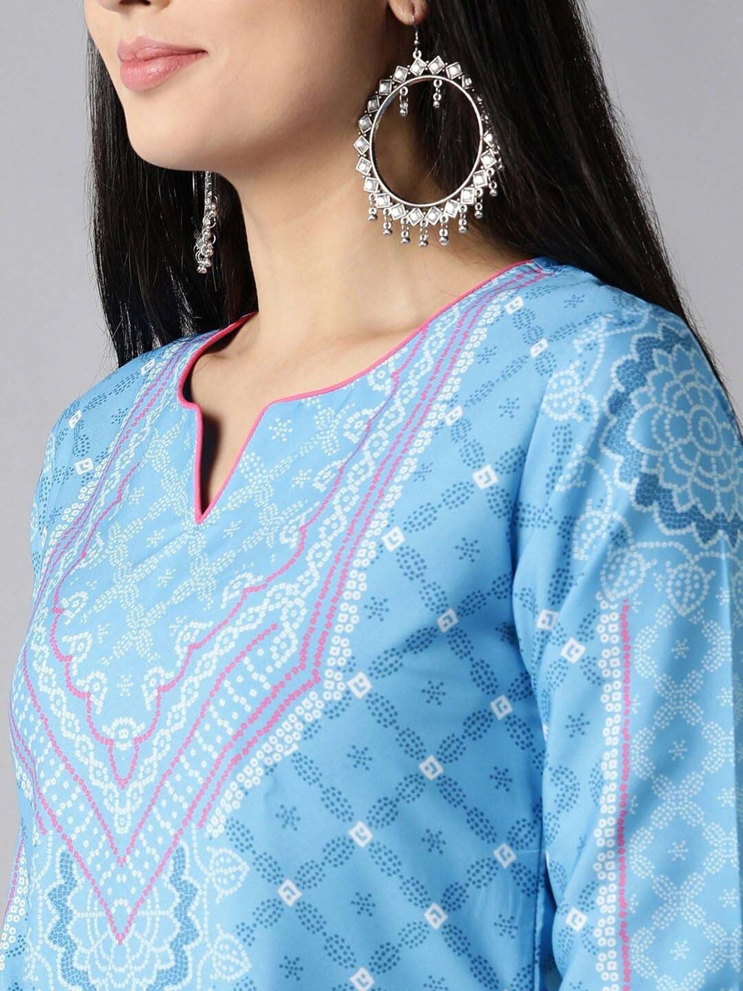 Vaamsi Blue & White Printed Kurta Palazzo Set With Dupatta