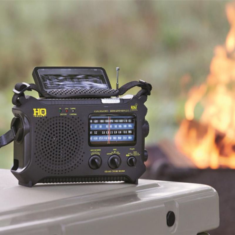 Pyle Premium Digital Alarm Dock Clock FM Radio with Adjustable Brightness Levels and LED Nightlight Compatible with Apple Products, White (2 Pack)