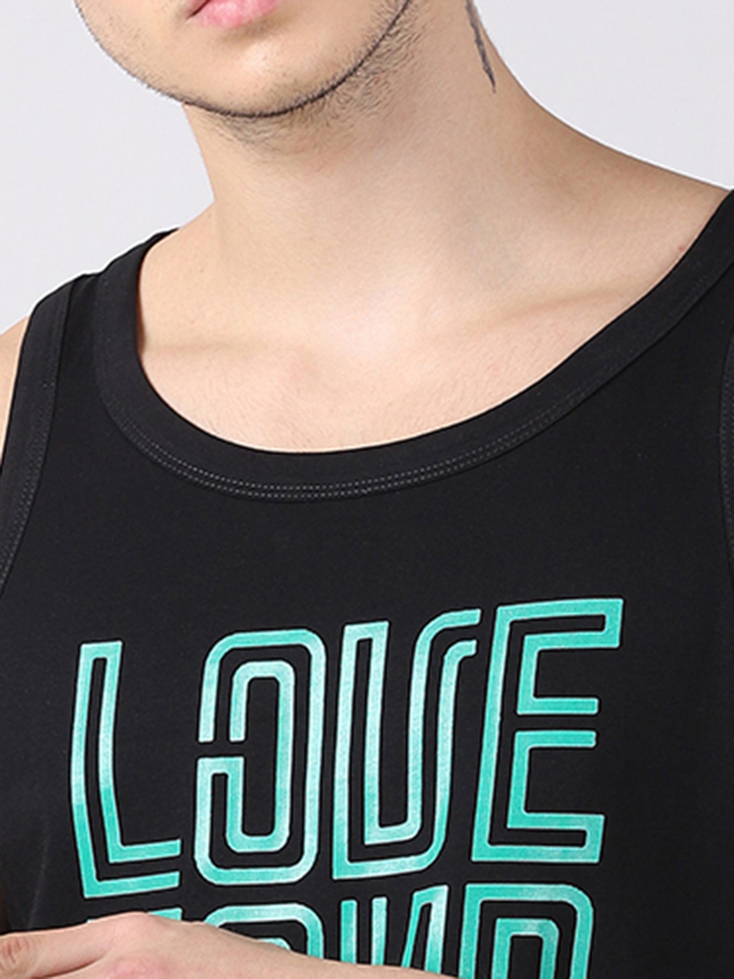 Bushirt Black Printed Cotton Vest