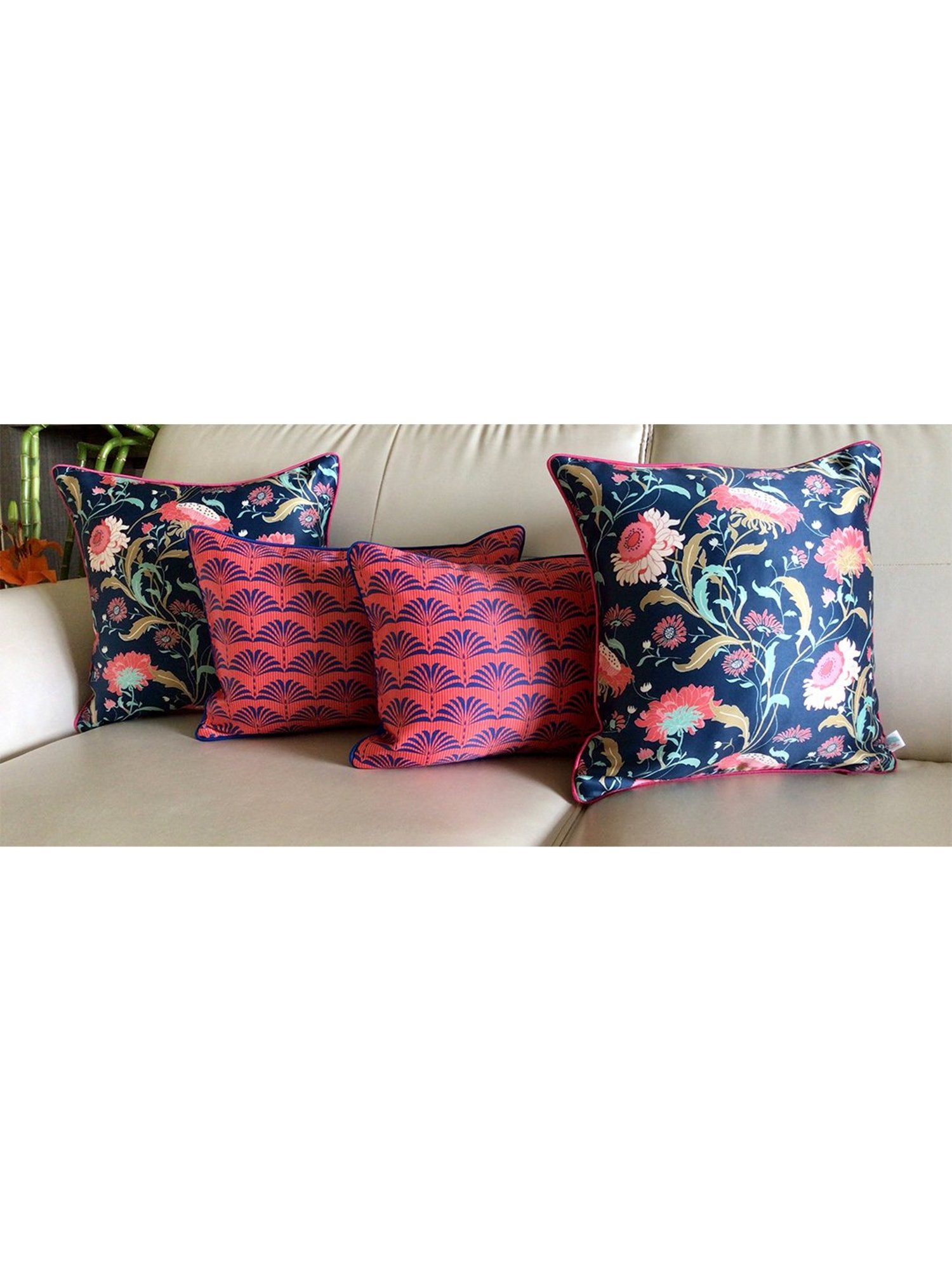 TARA Sparkling Homes Hawaiian Paradise Blue Polycotton Printed Cushion Cover
