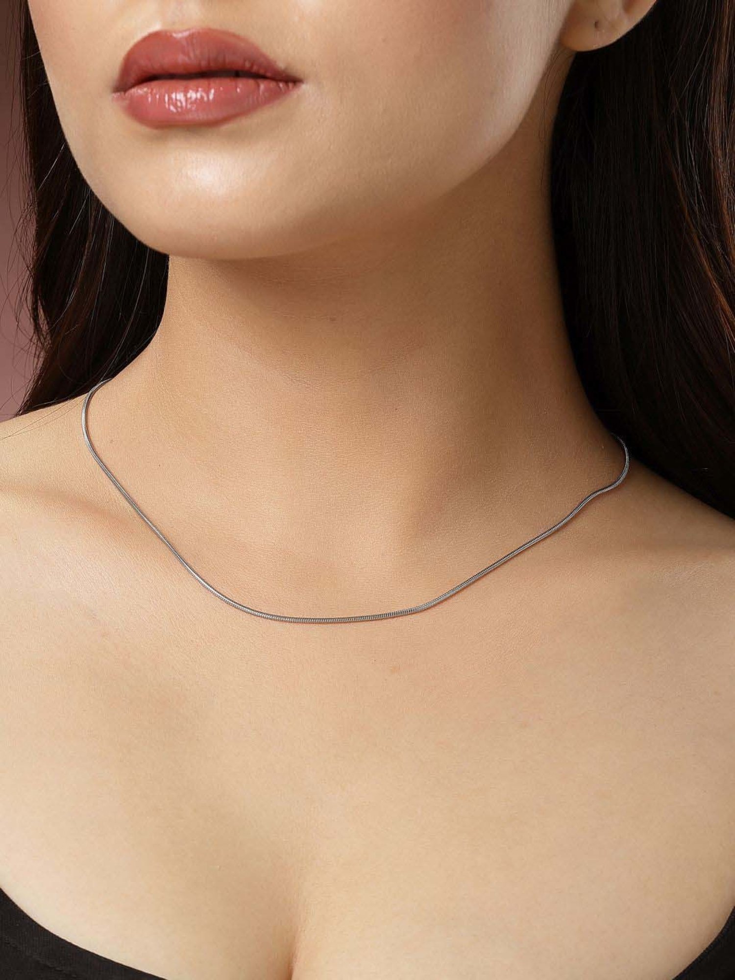 Karatcart Golden Sea Shell and Textured Disk Multicharm Multilayered Chain Women